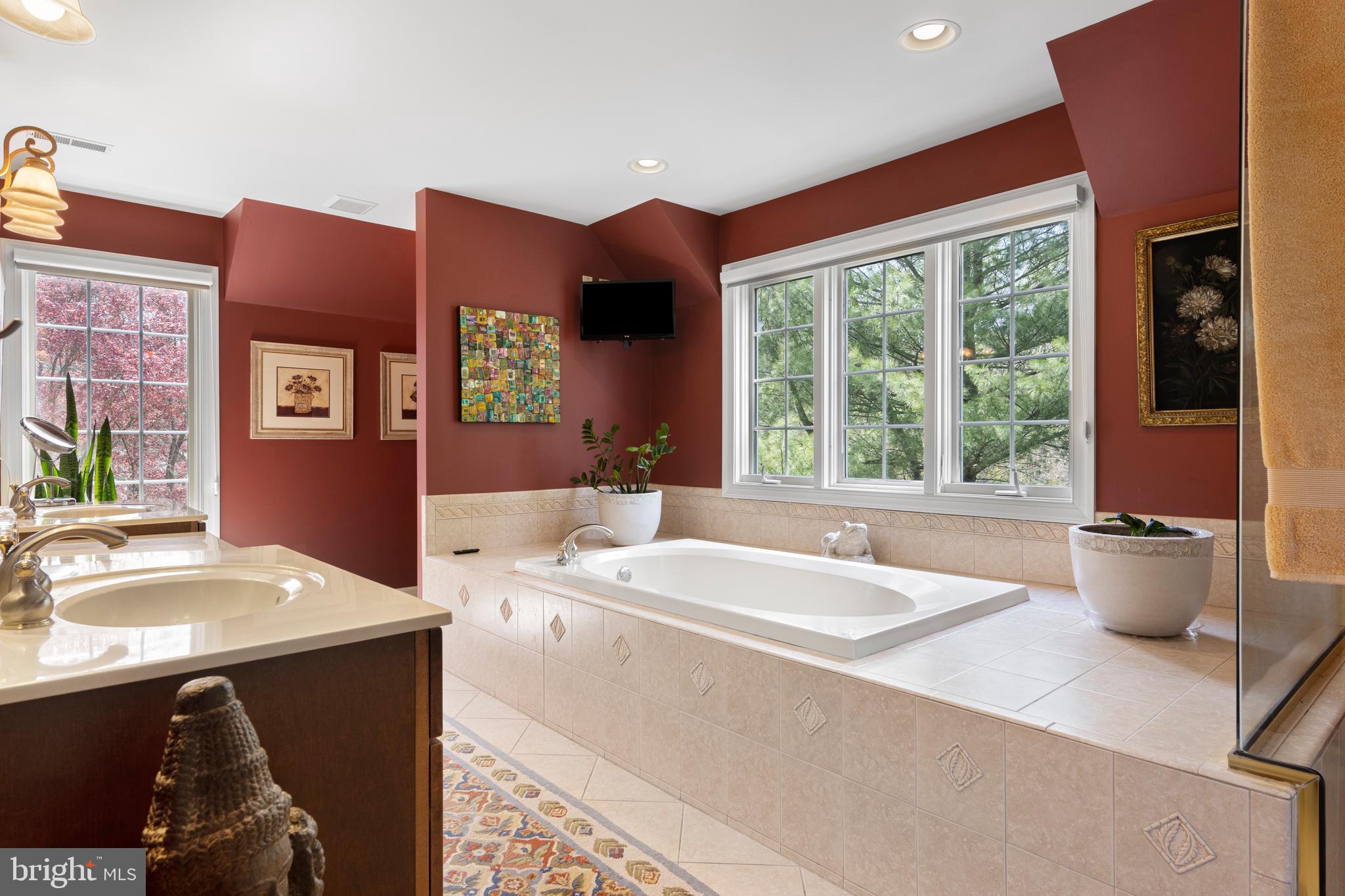 VILLAGE BLACKSHIRE - Residential