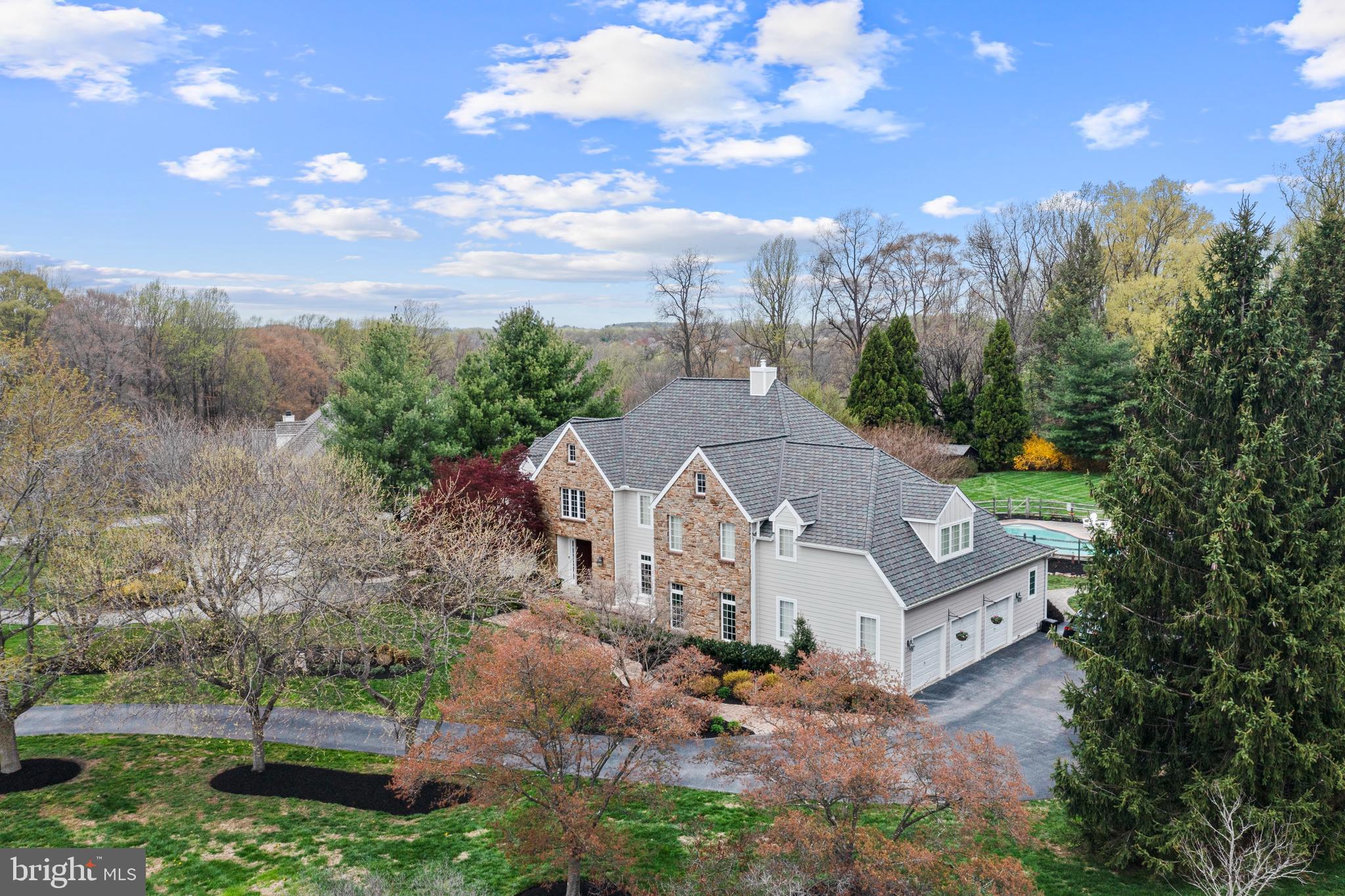 VILLAGE BLACKSHIRE - Residential