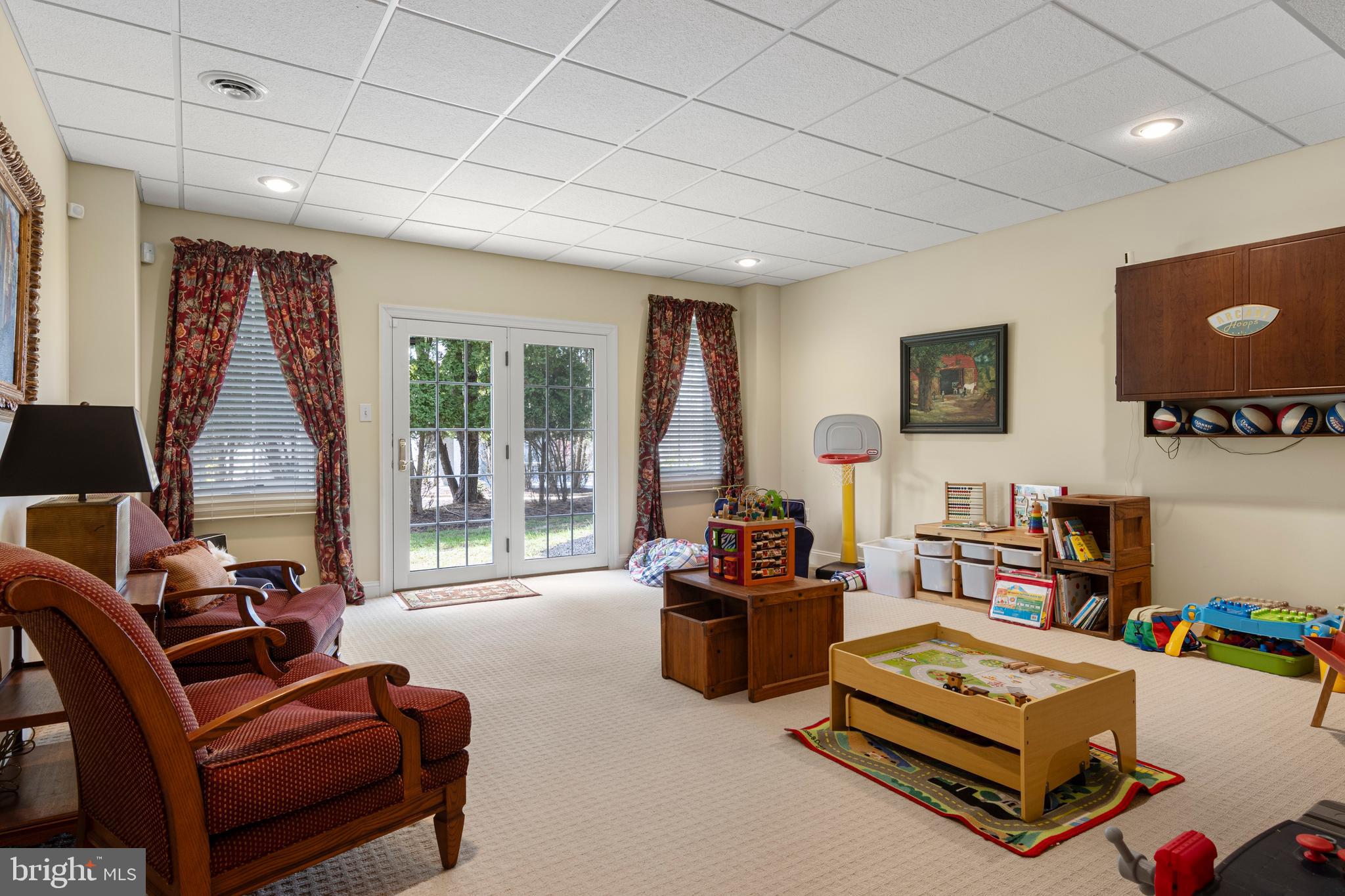 VILLAGE BLACKSHIRE - Residential