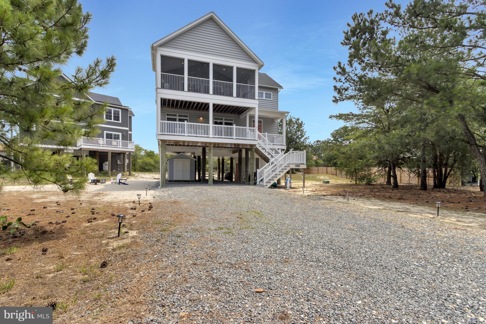 1510 N BAY SHORE DRIVE