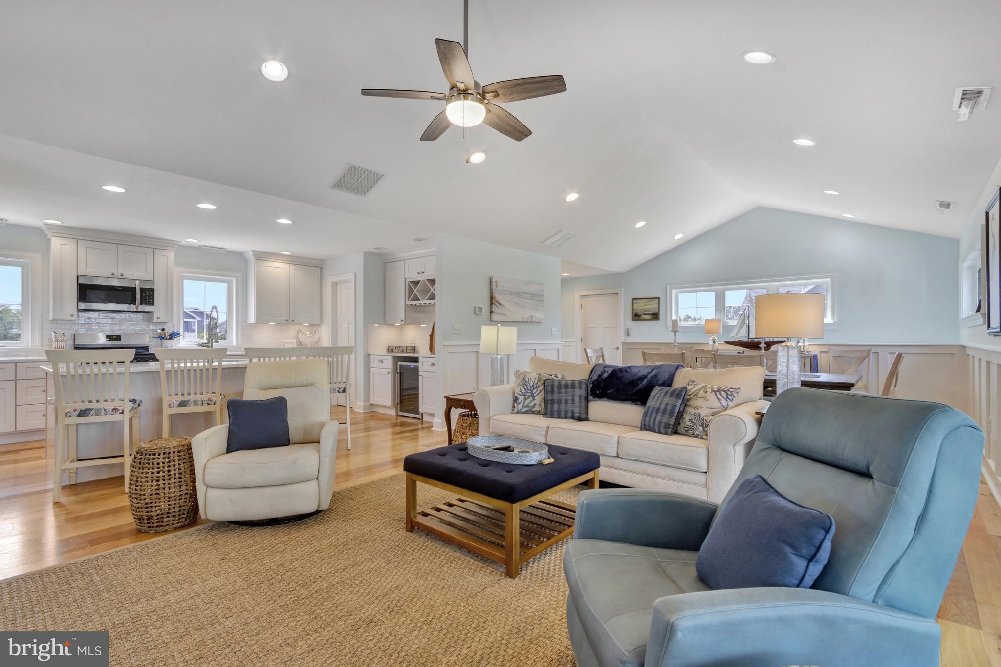 1510 N BAY SHORE DRIVE