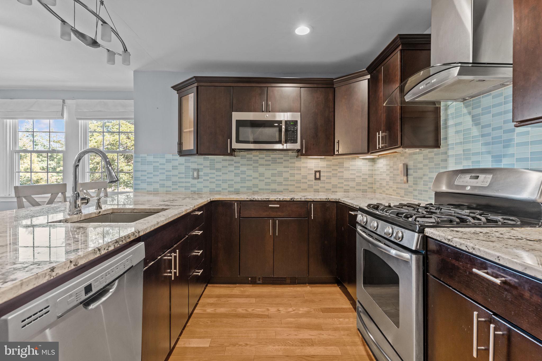 ELKINS PARK - Residential