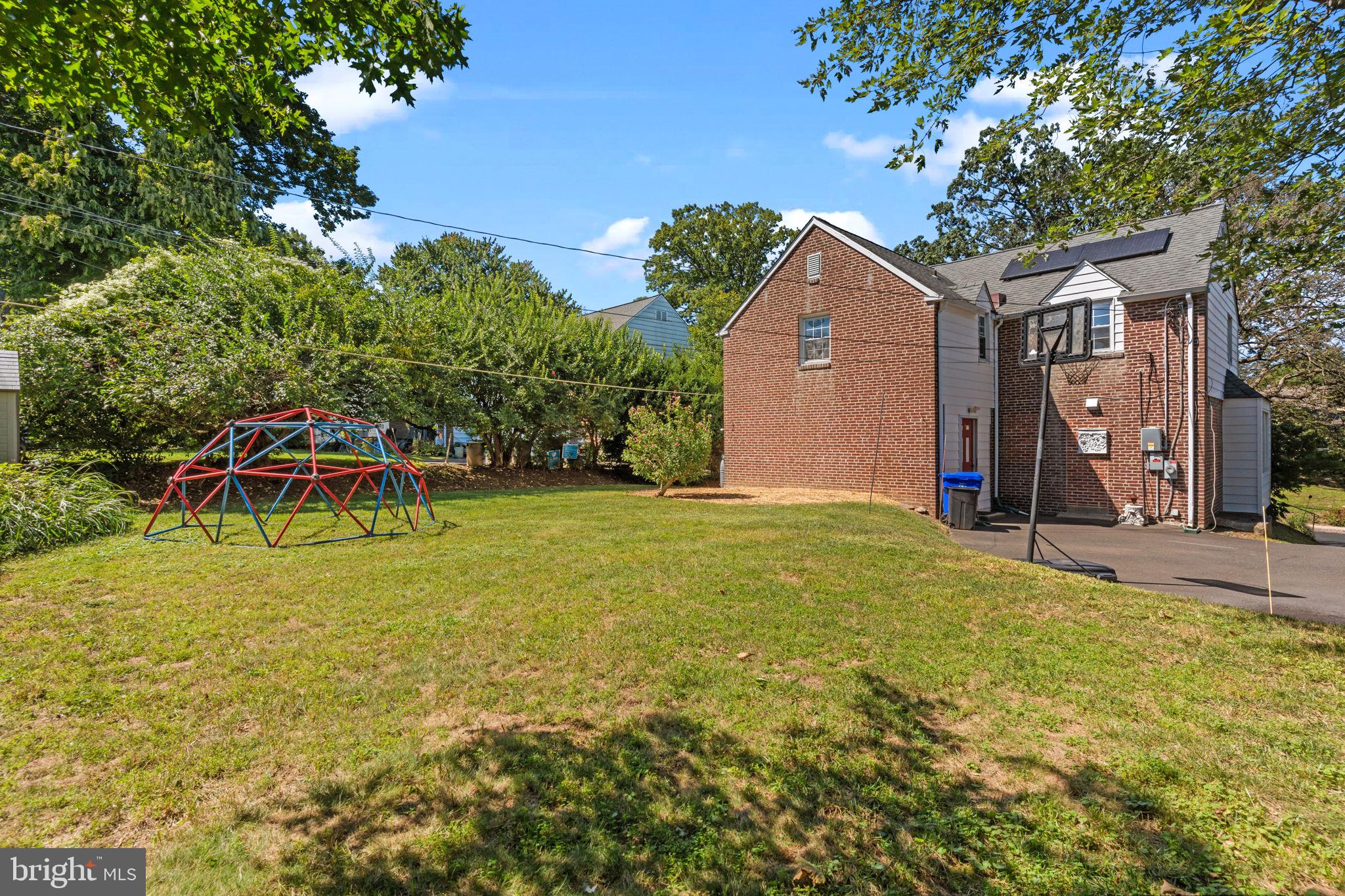 ELKINS PARK - Residential