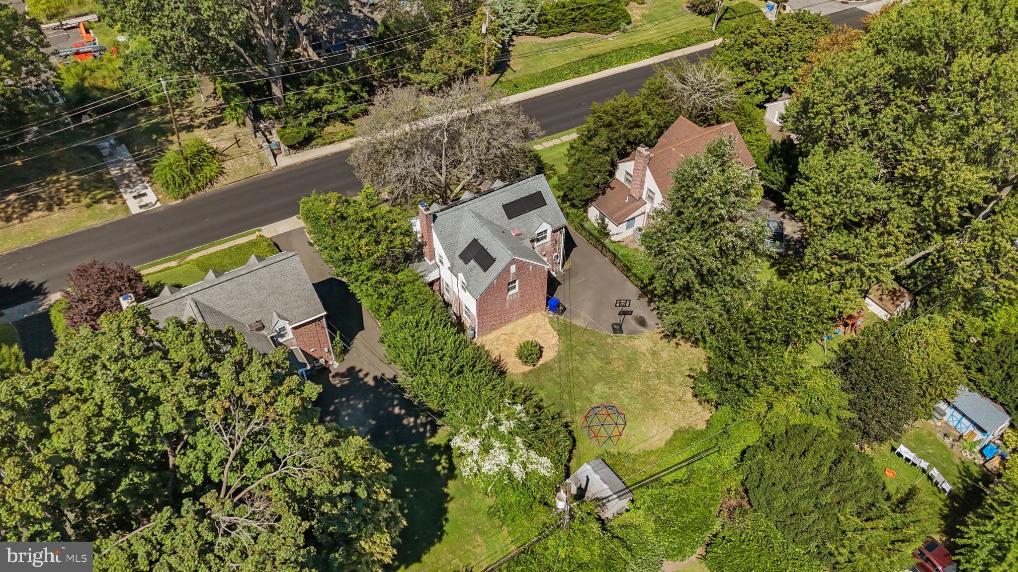 ELKINS PARK - Residential