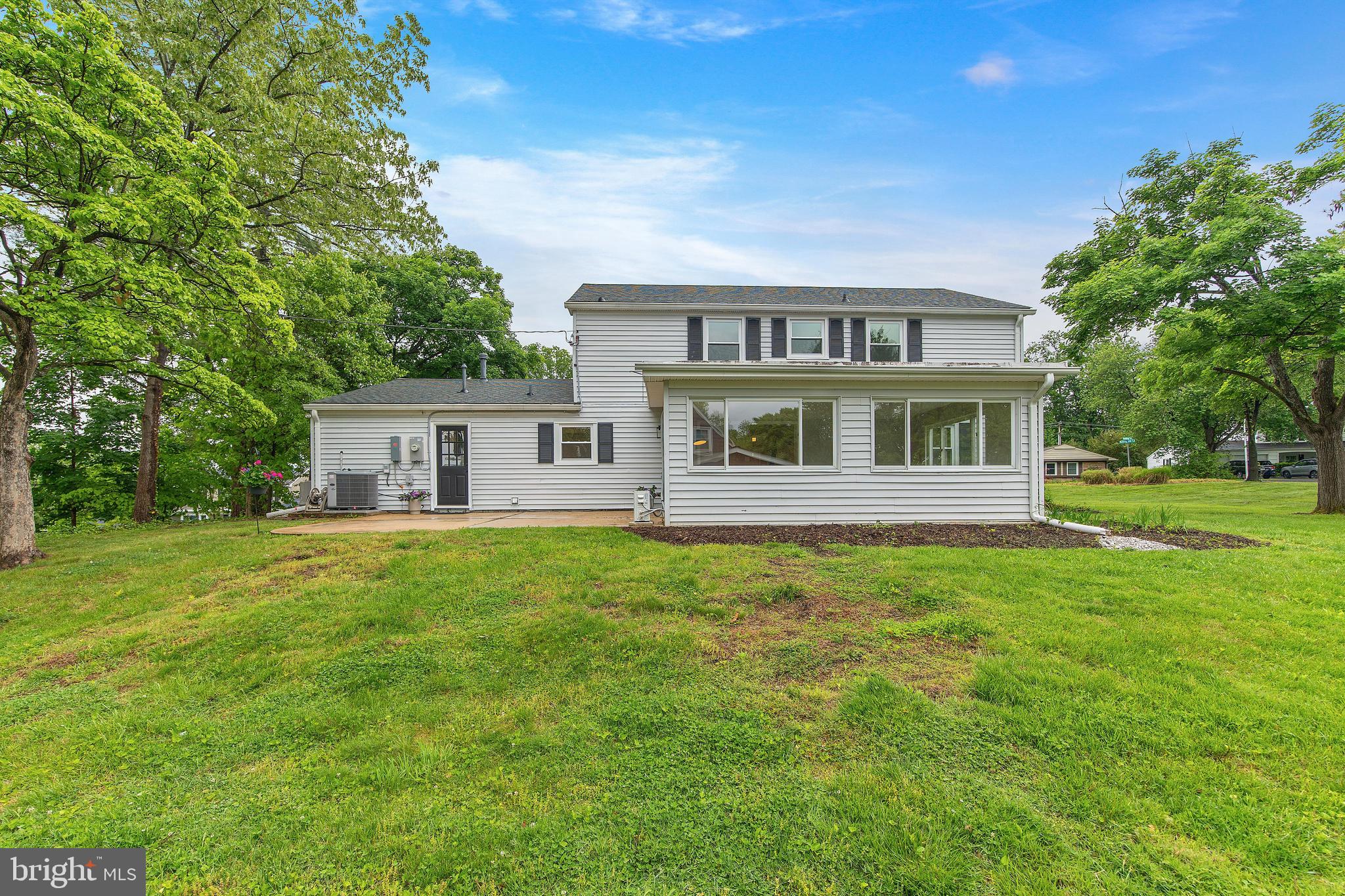 12300 ROLLING HILL LANE
