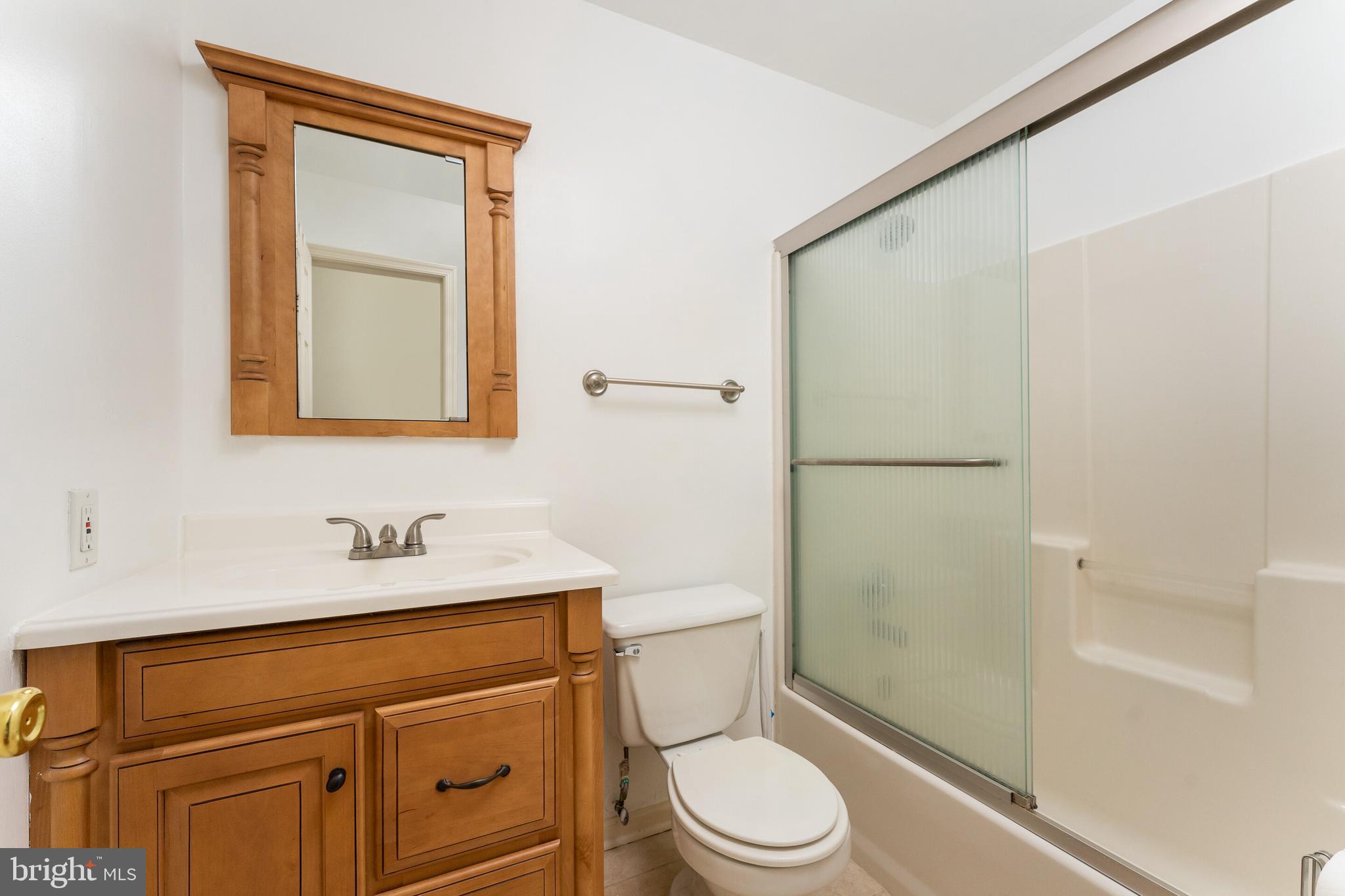 STRATFORD PLACE - Residential