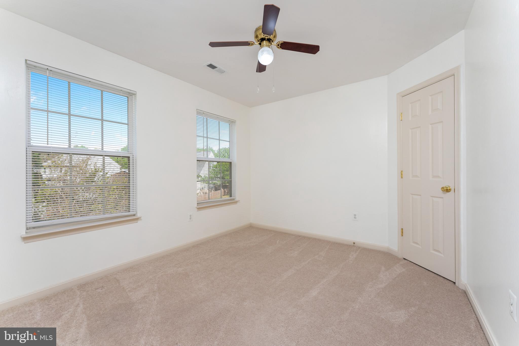 STRATFORD PLACE - Residential