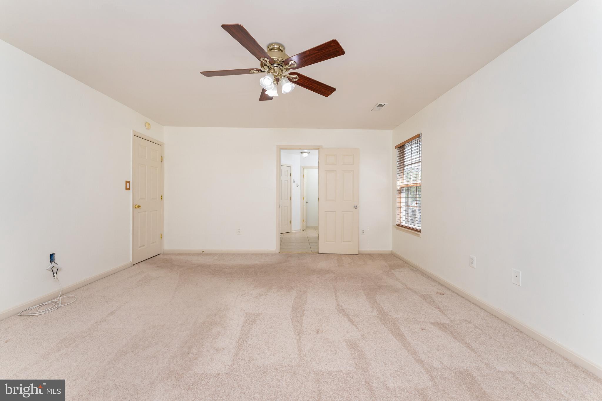 STRATFORD PLACE - Residential