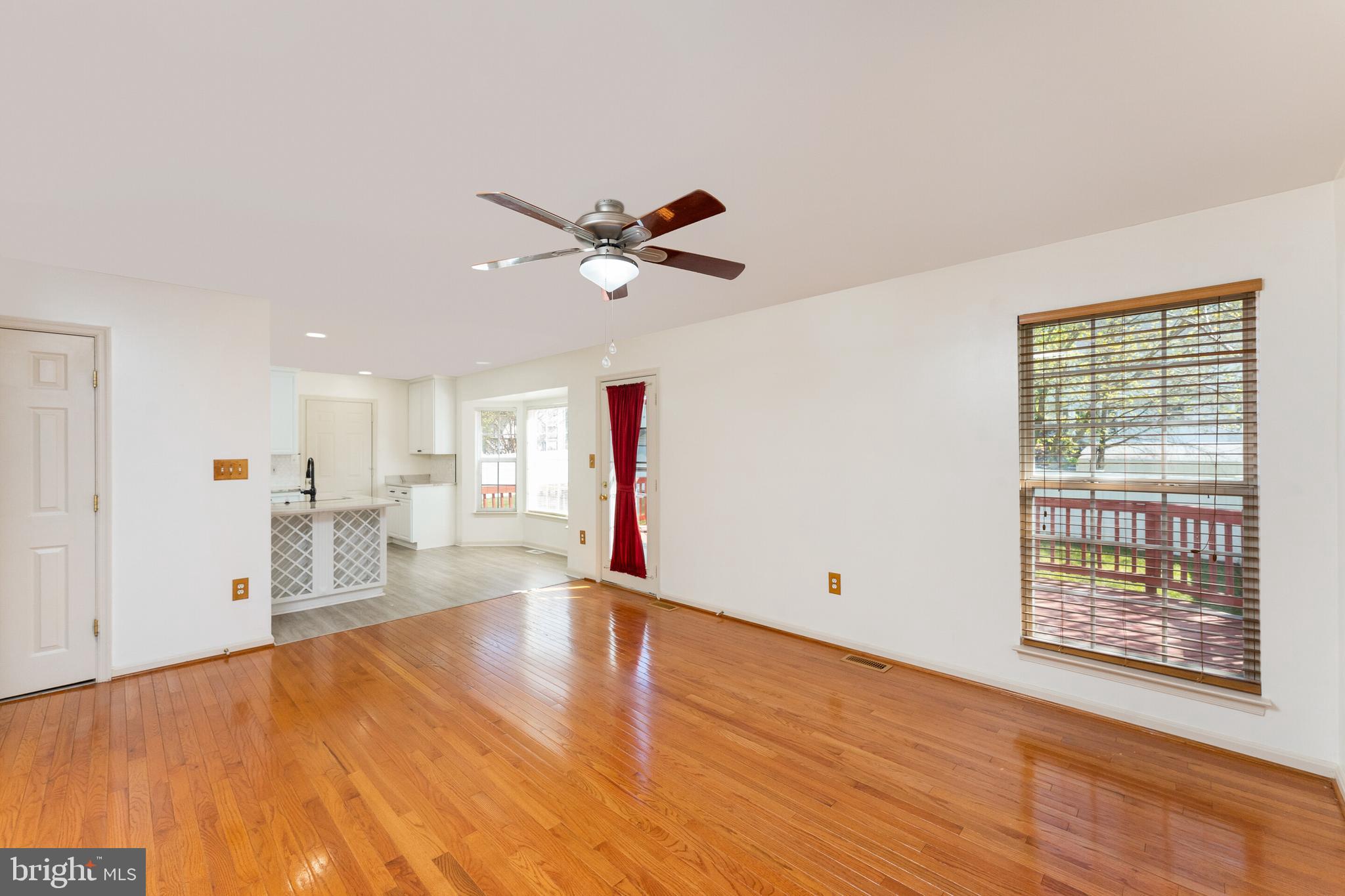 STRATFORD PLACE - Residential