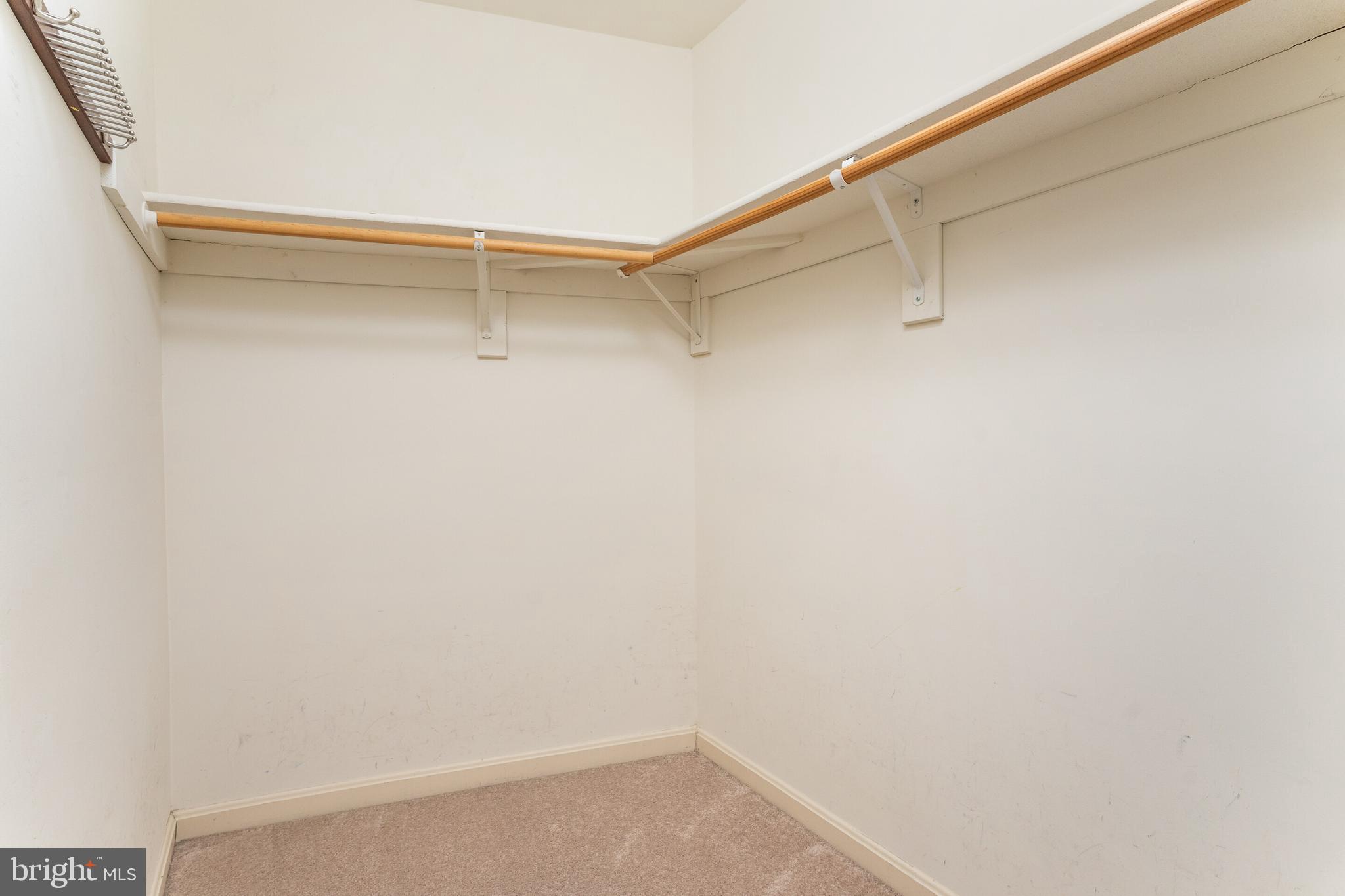 STRATFORD PLACE - Residential