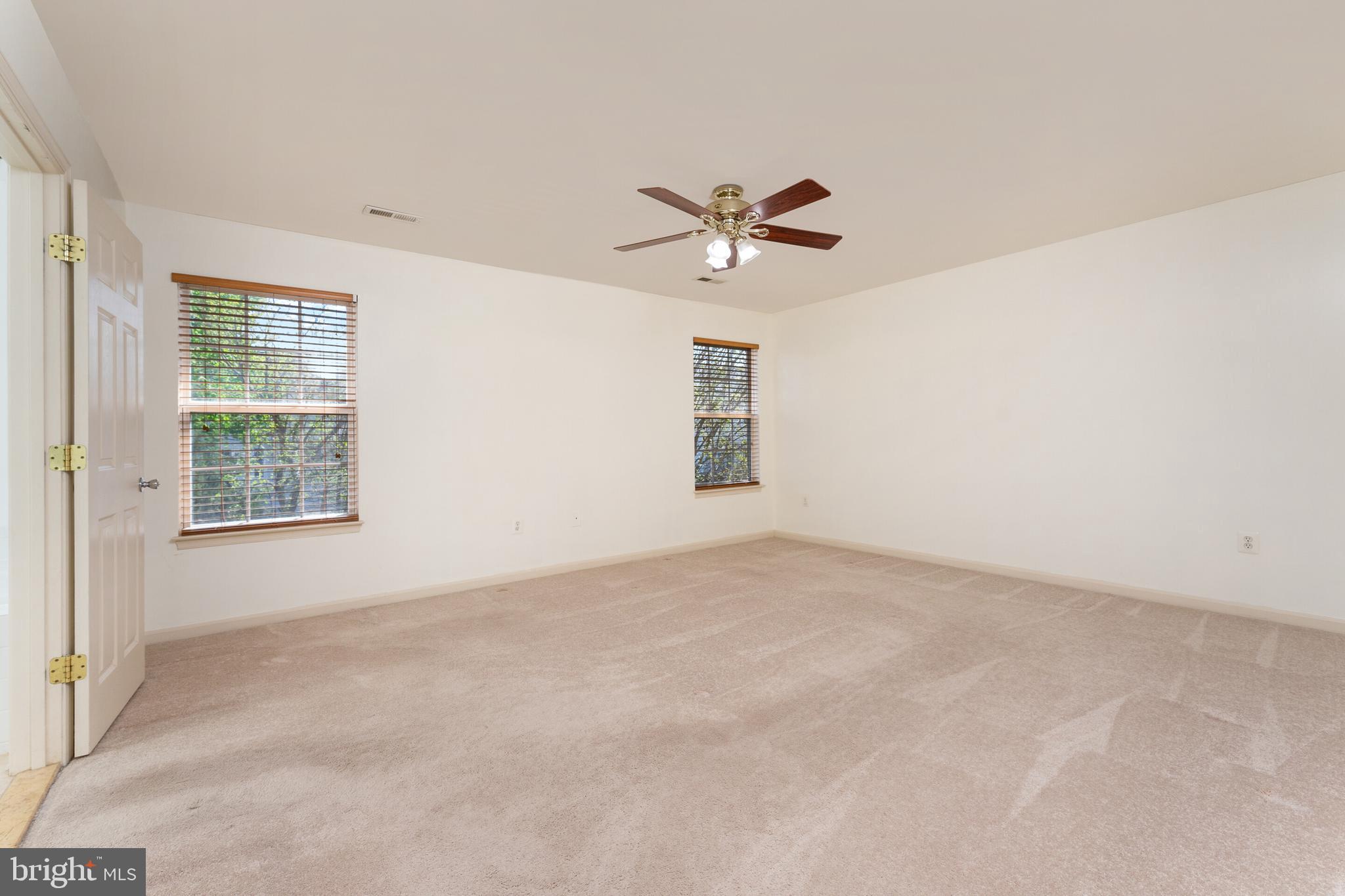 STRATFORD PLACE - Residential