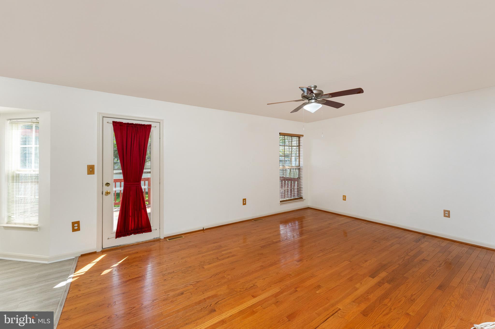 STRATFORD PLACE - Residential