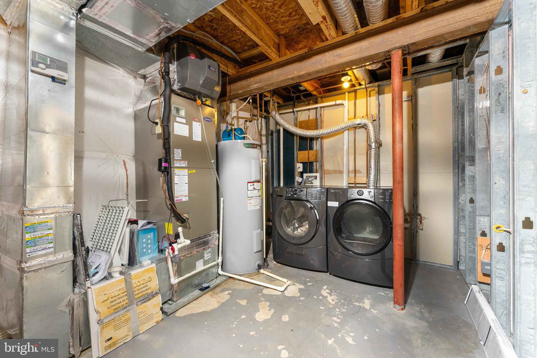 STRATFORD PLACE - Residential