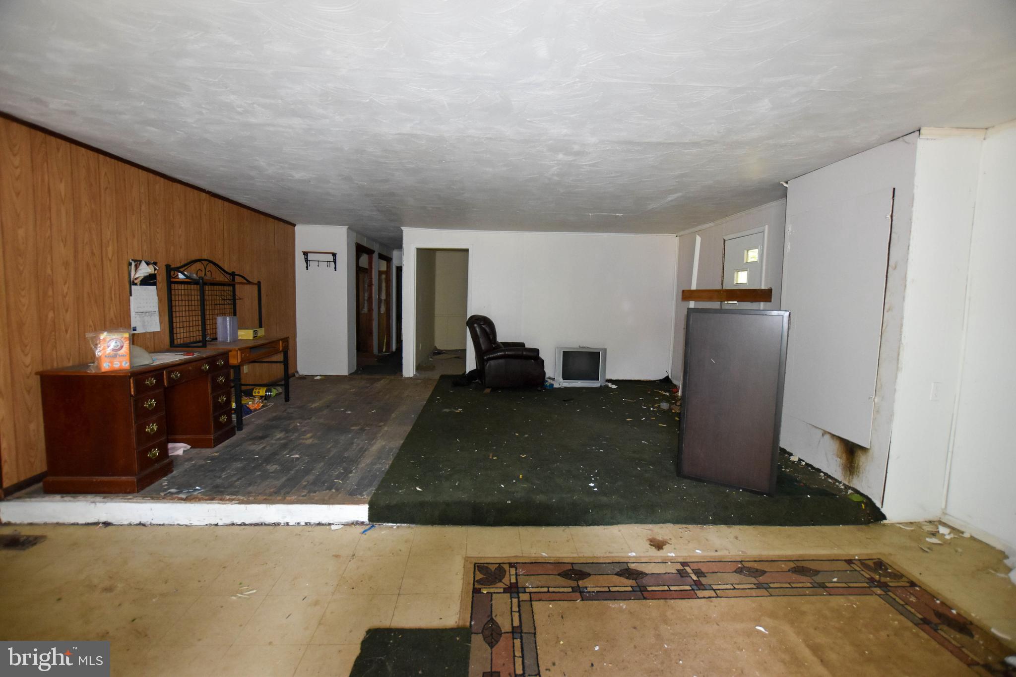 LONG POINT ON THE MAGOTHY - Residential