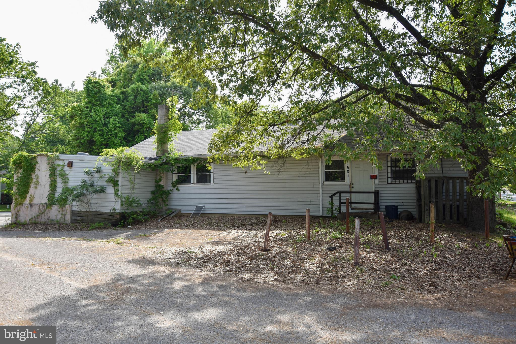 LONG POINT ON THE MAGOTHY - Residential