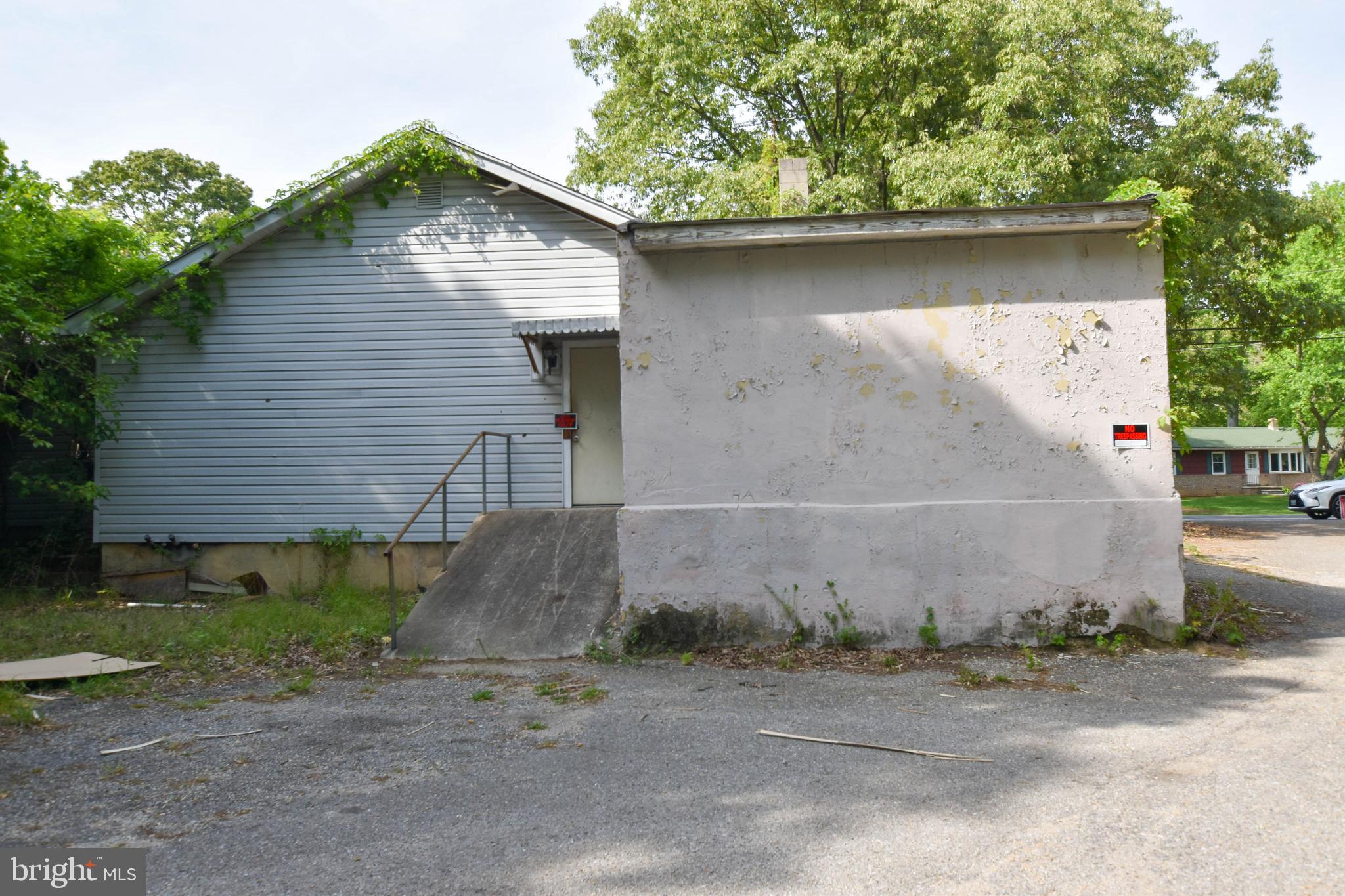 LONG POINT ON THE MAGOTHY - Residential
