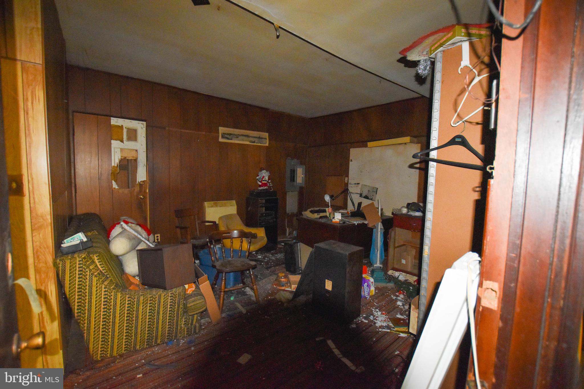 LONG POINT ON THE MAGOTHY - Residential