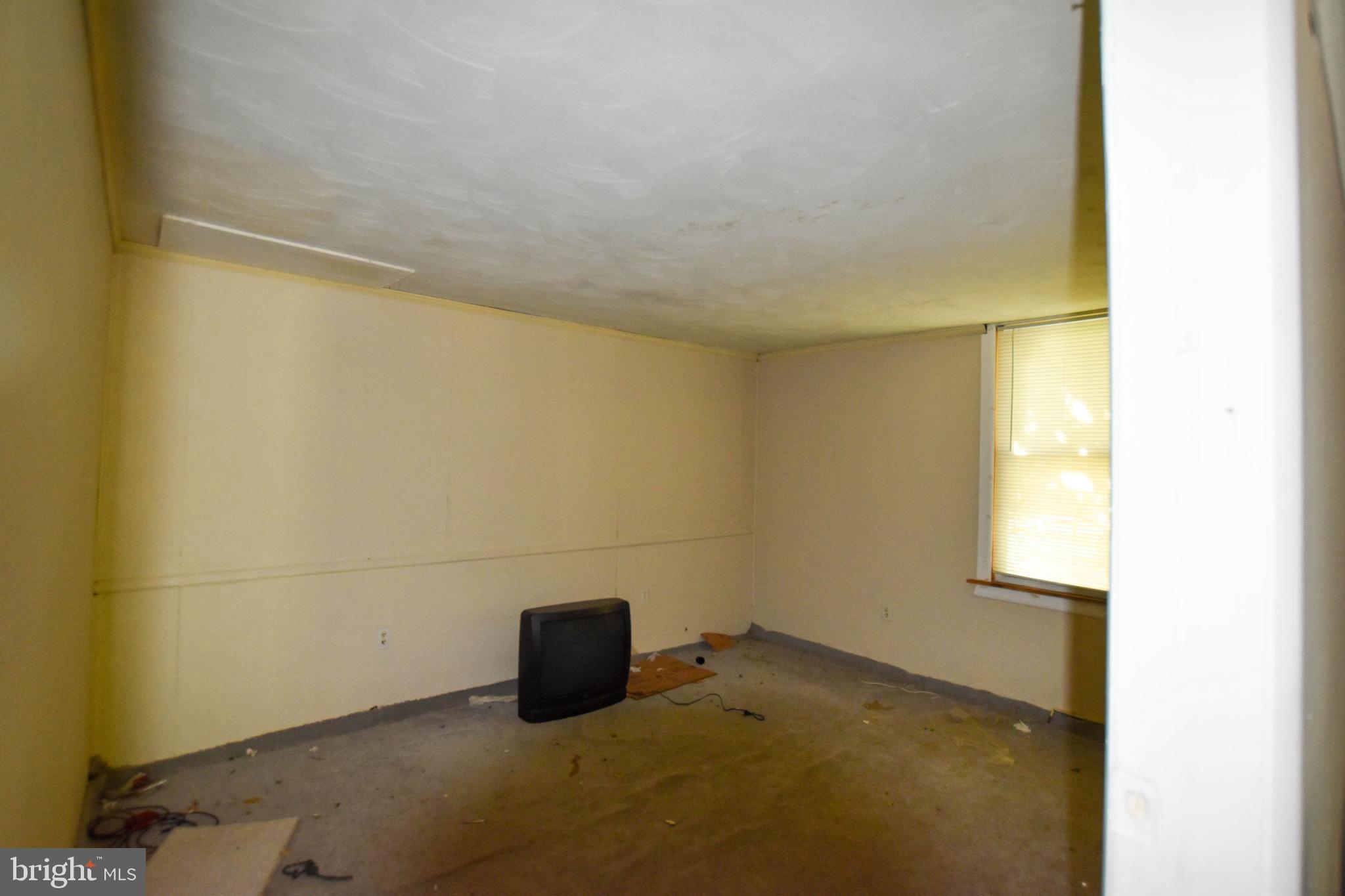 LONG POINT ON THE MAGOTHY - Residential