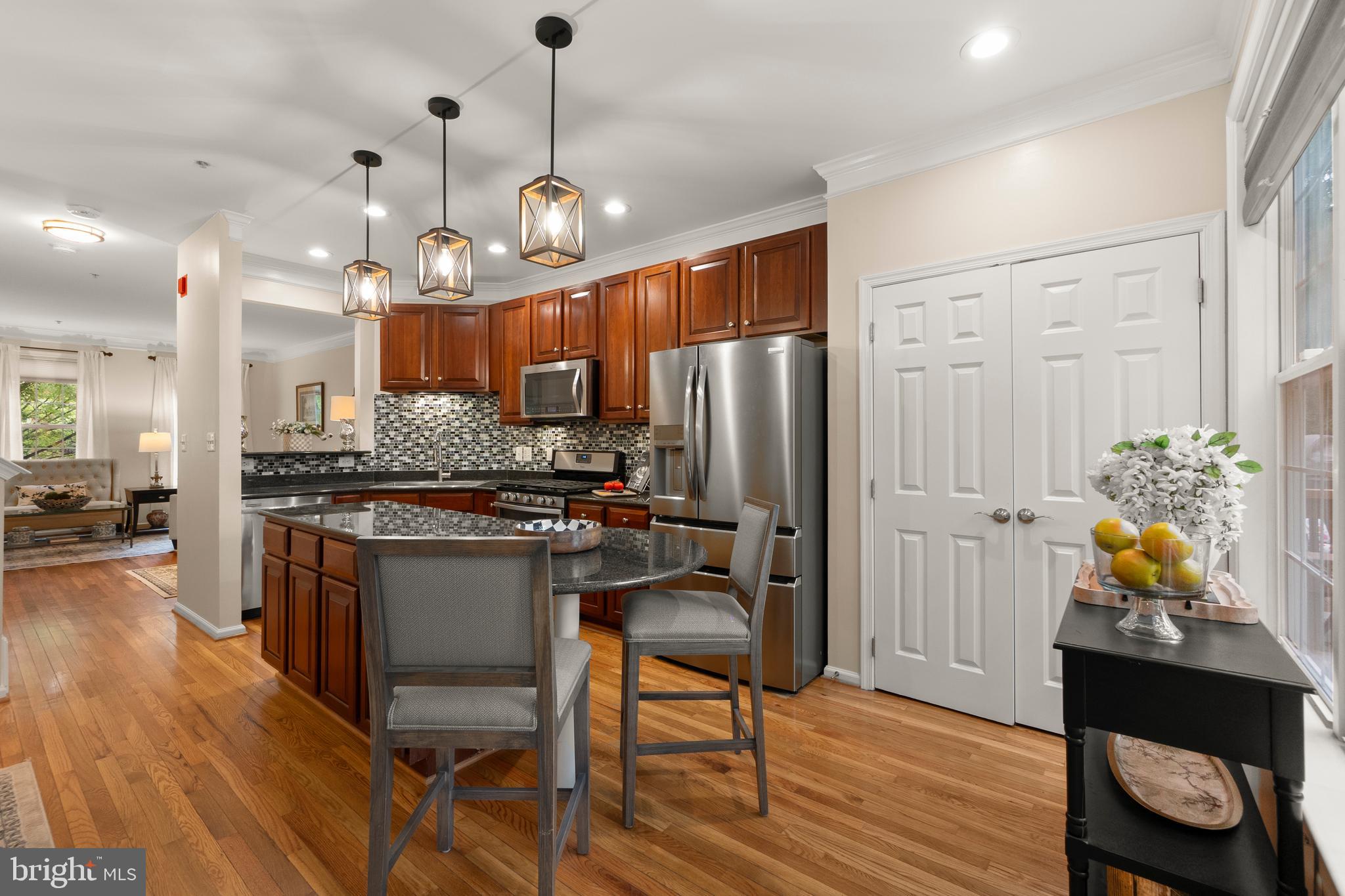 CAMERON STATION - Residential