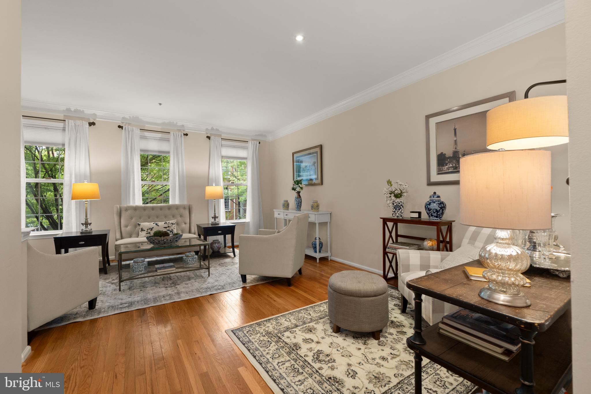 CAMERON STATION - Residential