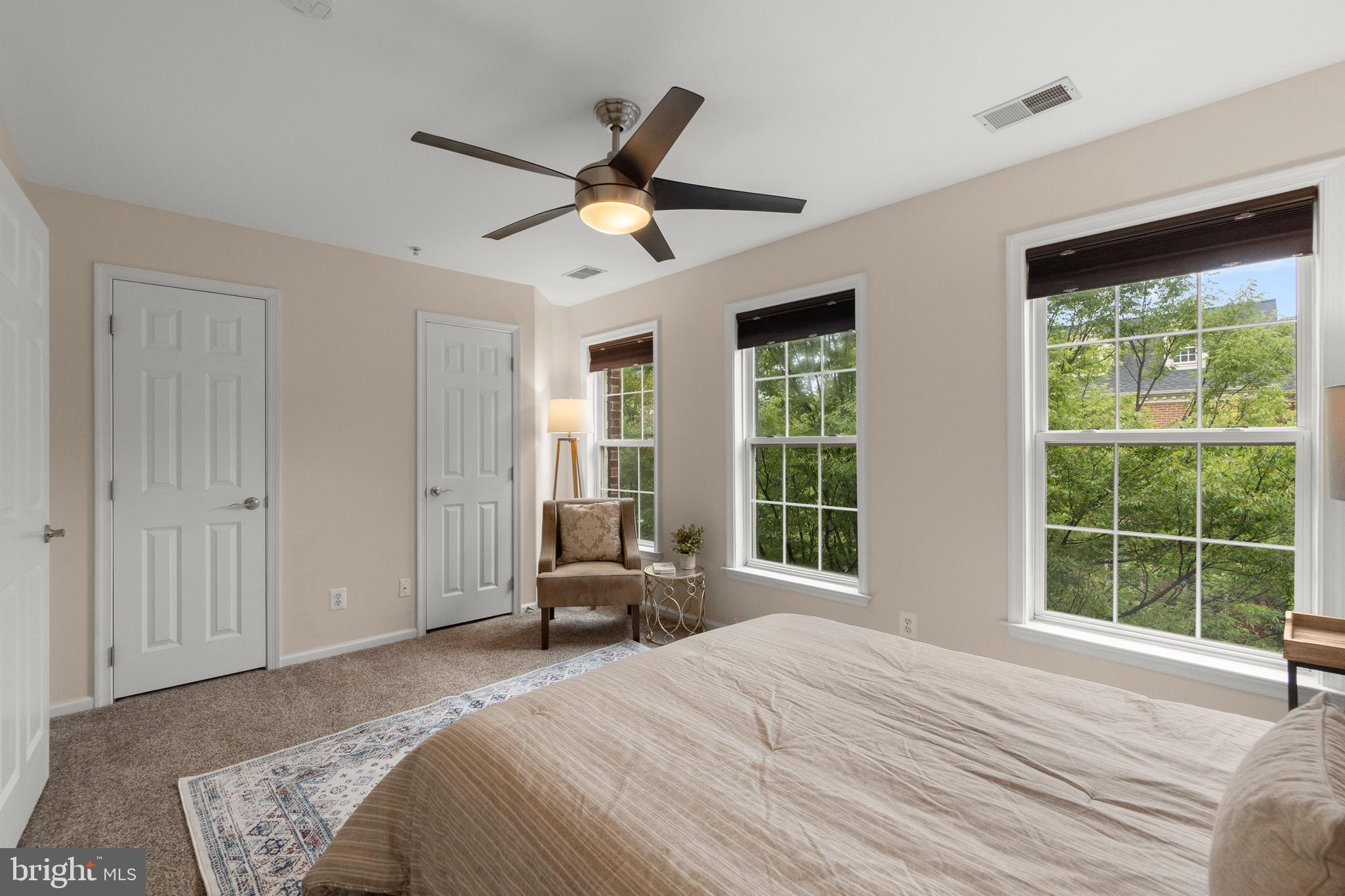 CAMERON STATION - Residential