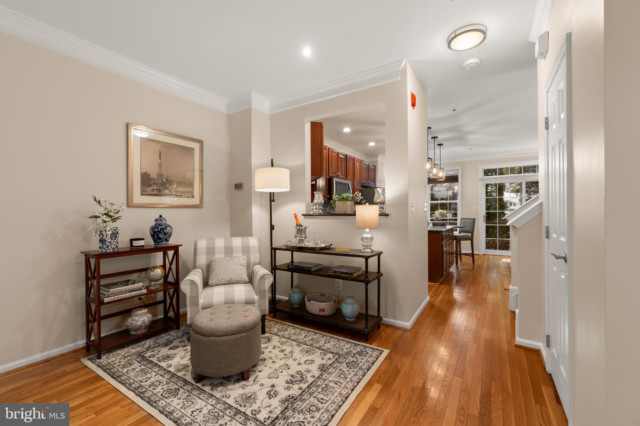 CAMERON STATION - Residential