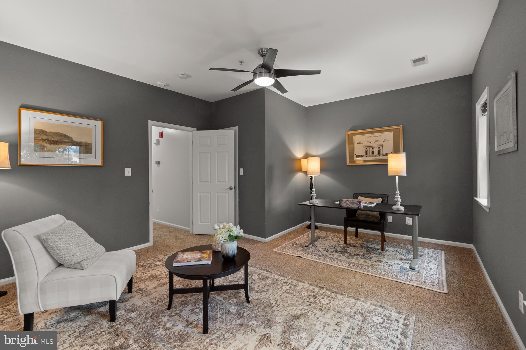 CAMERON STATION - Residential