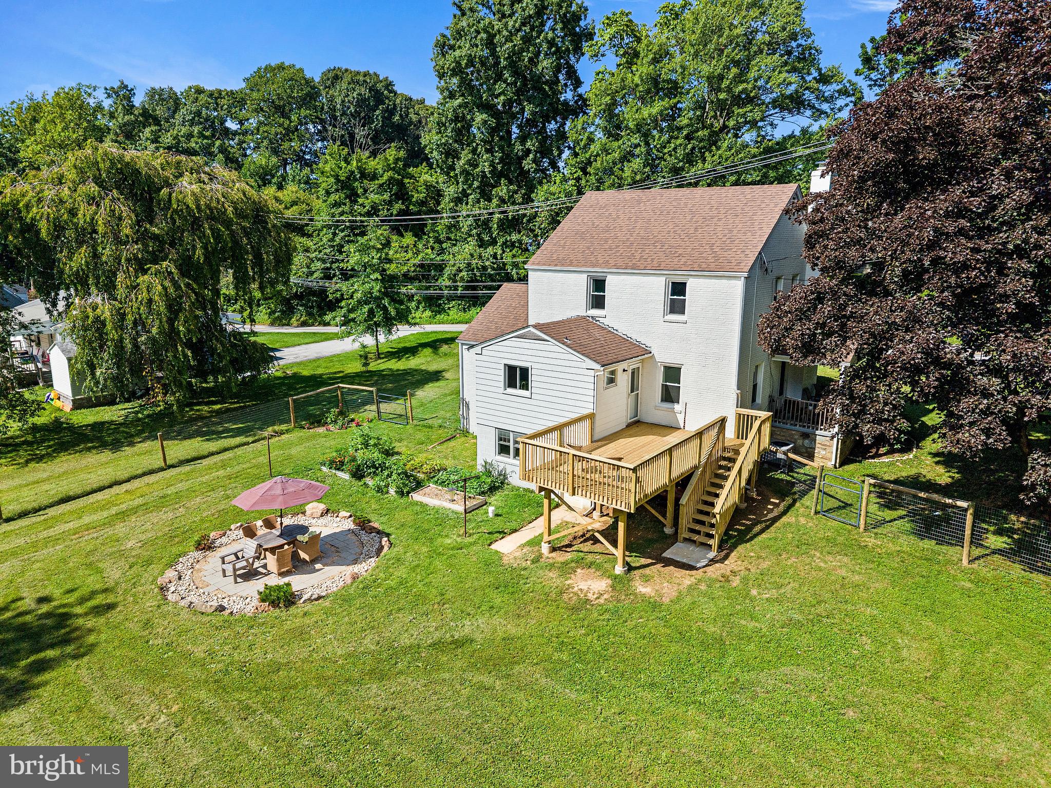 170 COUNTRY CLUB ROAD