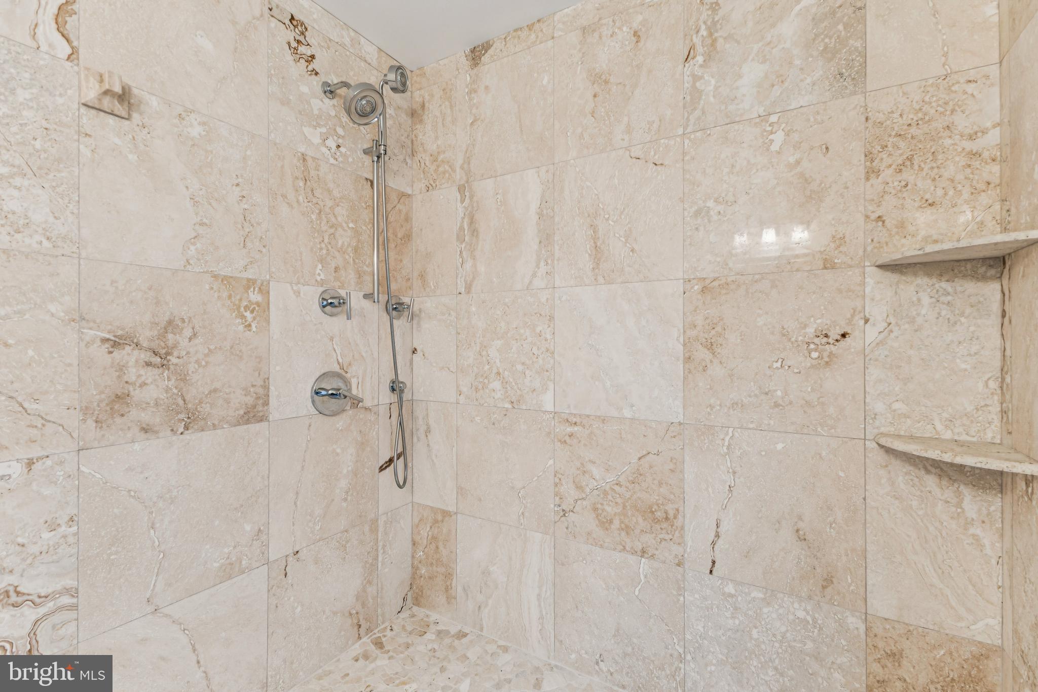 BERKSHIRE WOODS - Residential