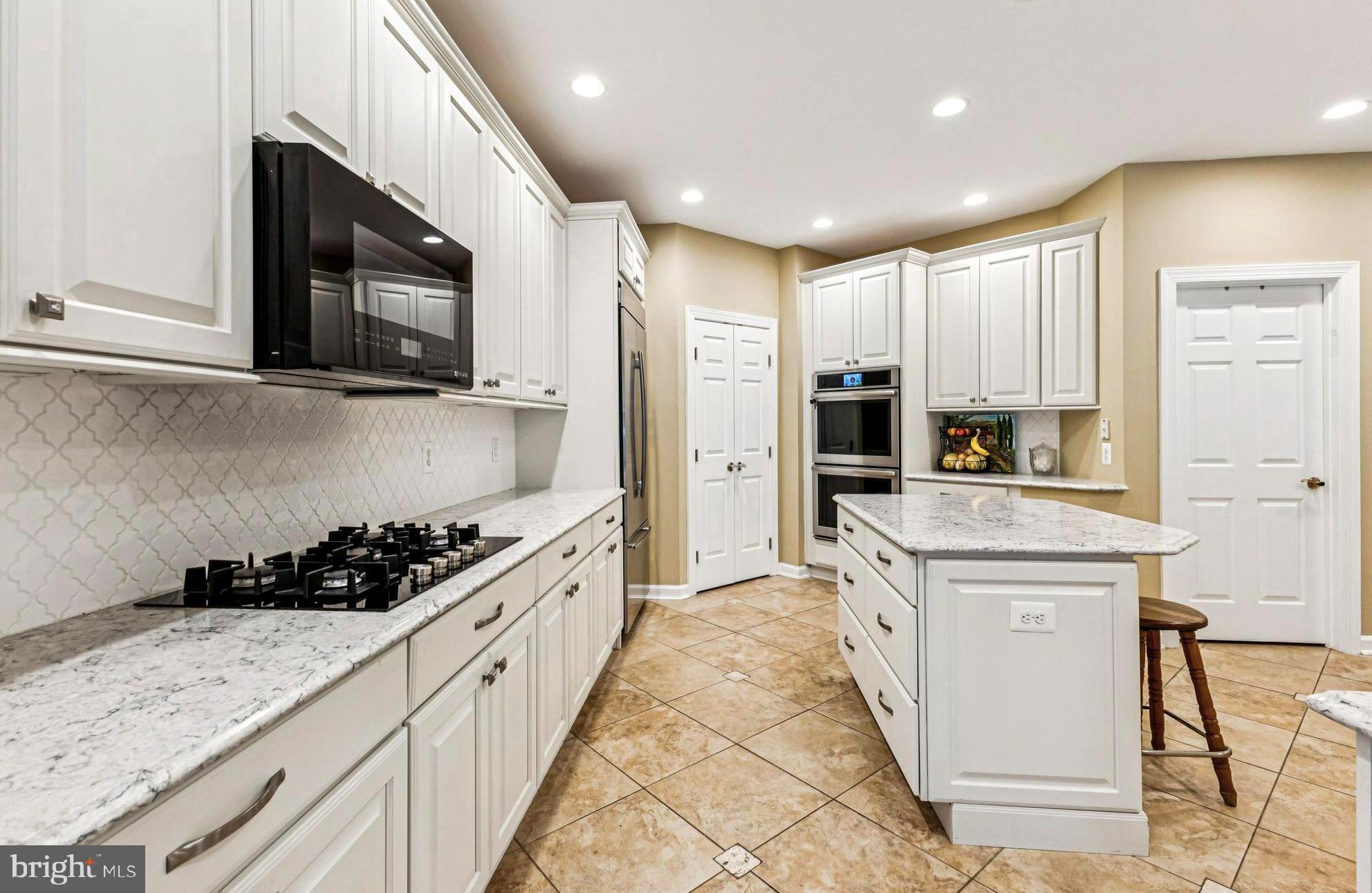 BERKSHIRE WOODS - Residential