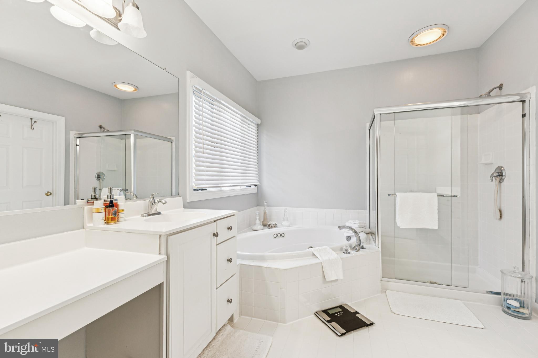 BERKSHIRE WOODS - Residential