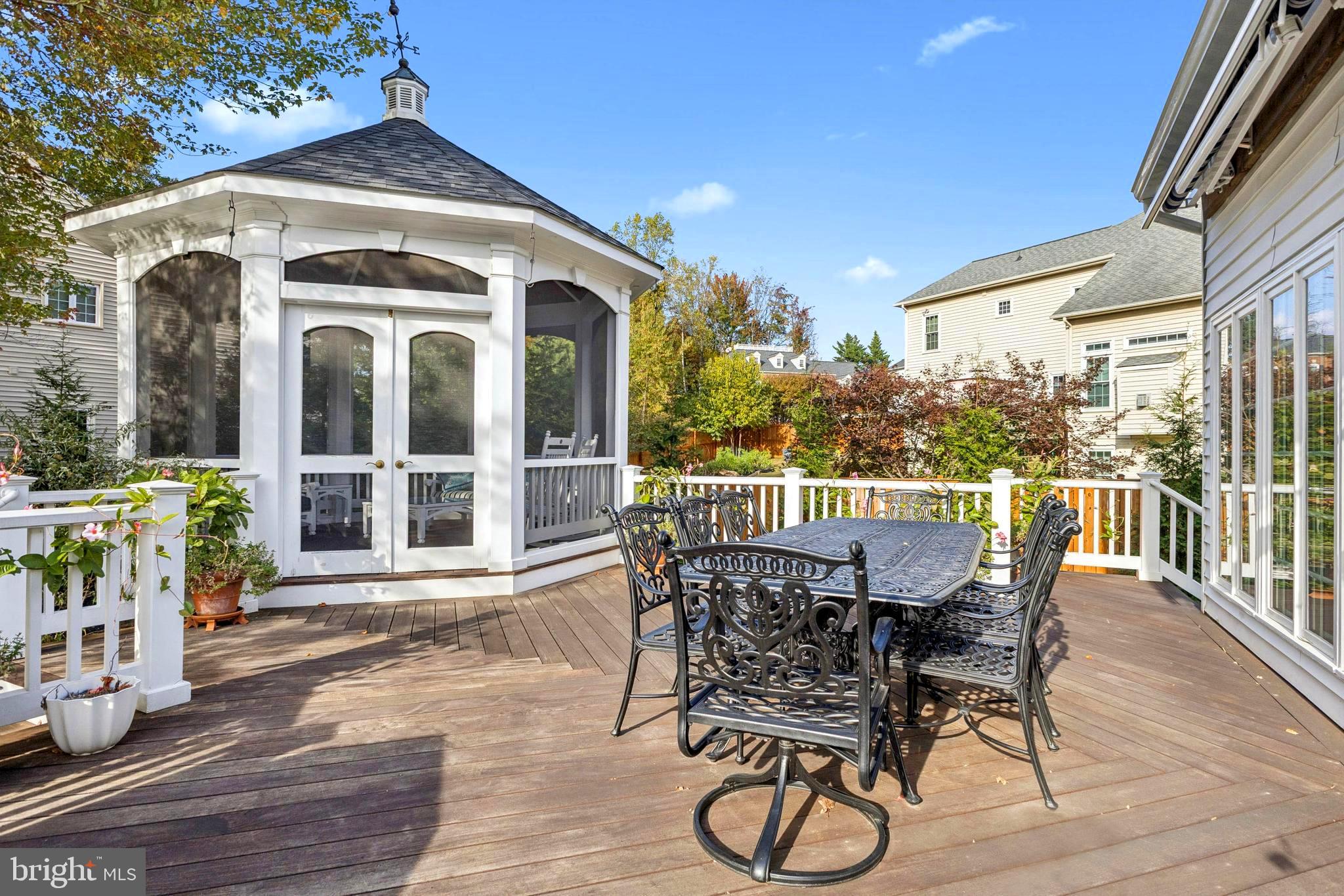 BERKSHIRE WOODS - Residential