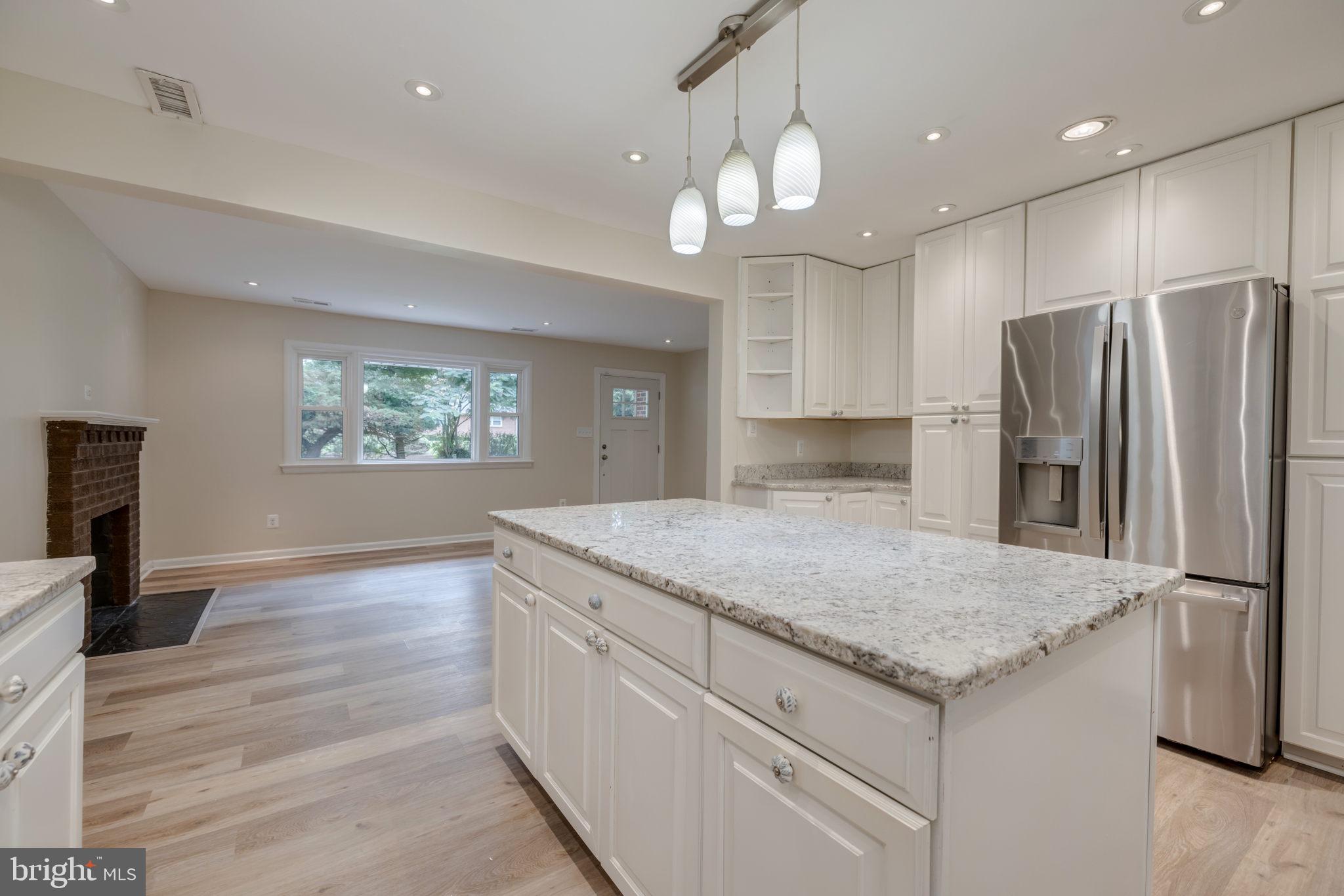 BROOKLAND ESTATES - Residential Lease