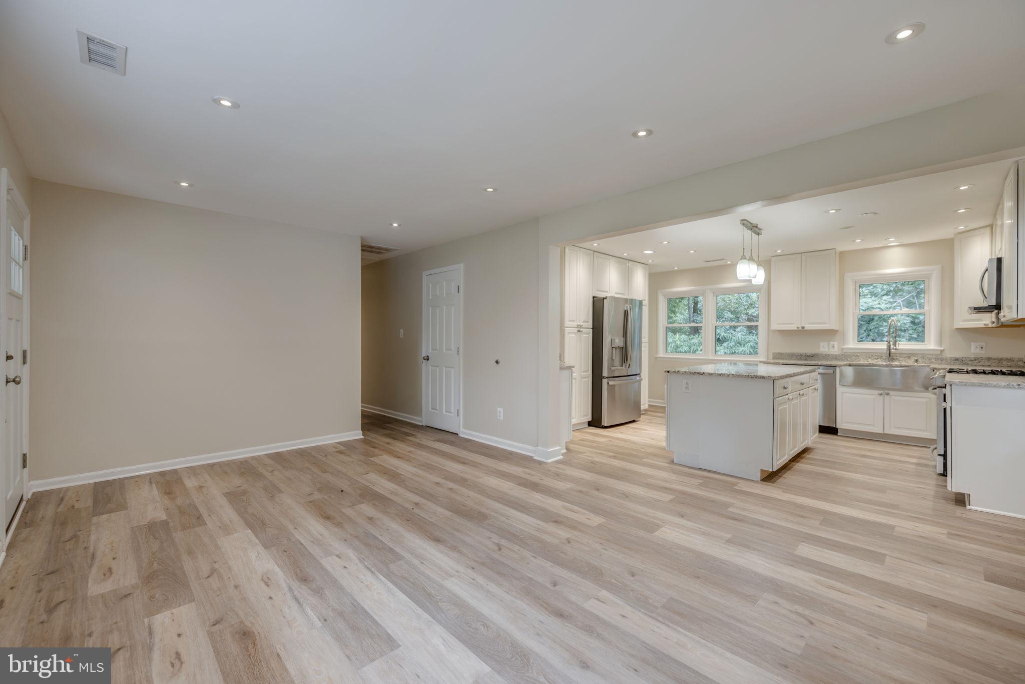 BROOKLAND ESTATES - Residential Lease