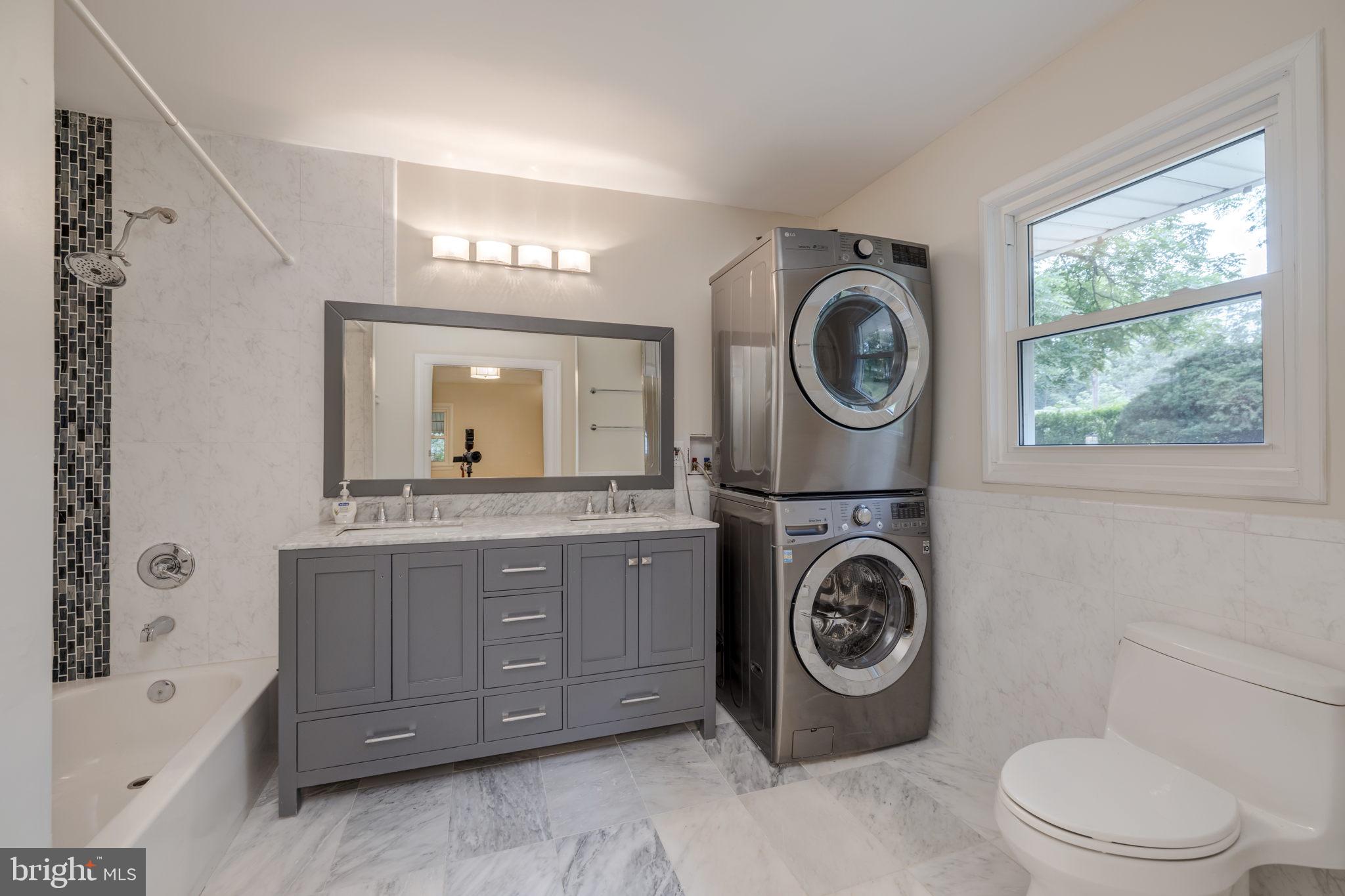 BROOKLAND ESTATES - Residential Lease