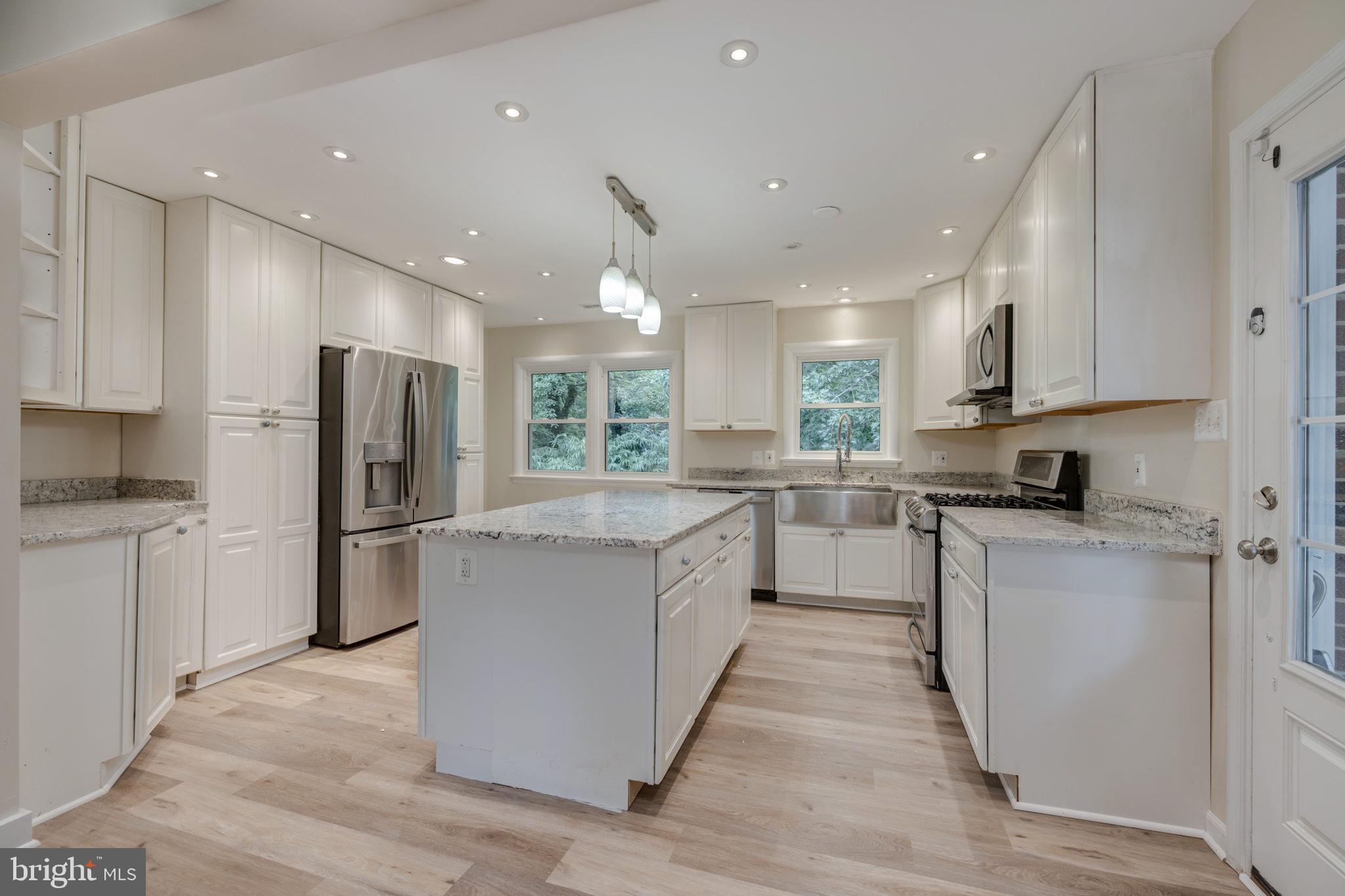 BROOKLAND ESTATES - Residential Lease