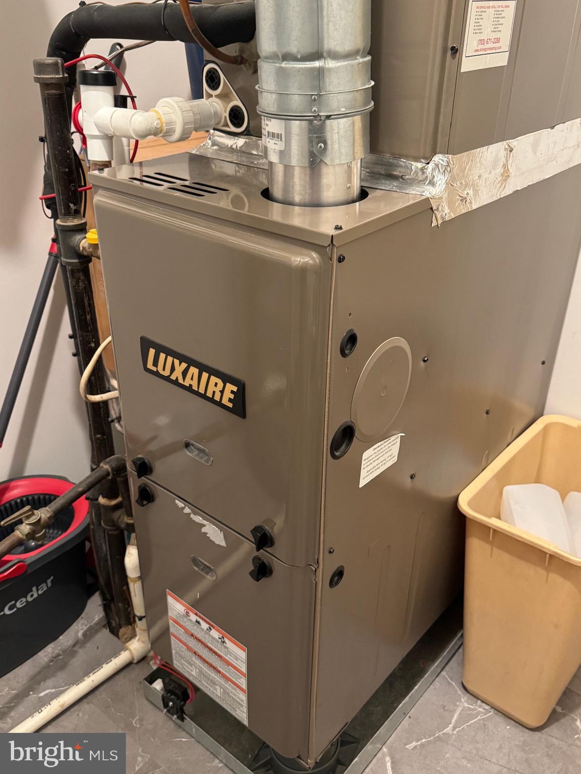 GLEN HOLLOW - Residential