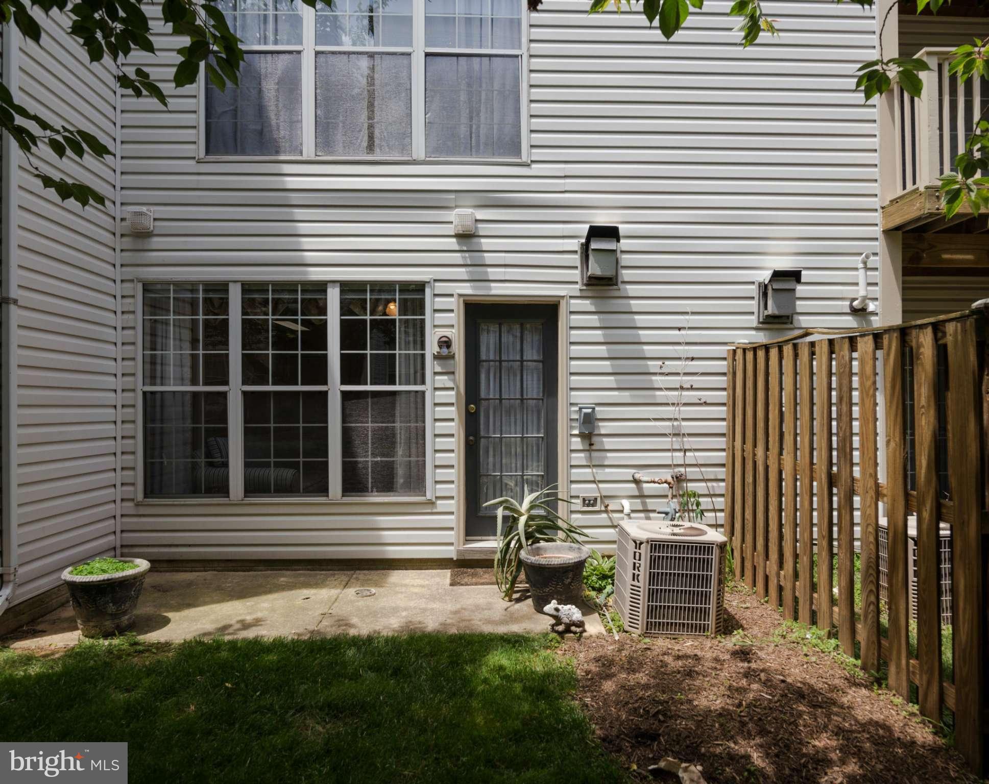 VILLAGES AT FALLS CHURCH - Residential Lease