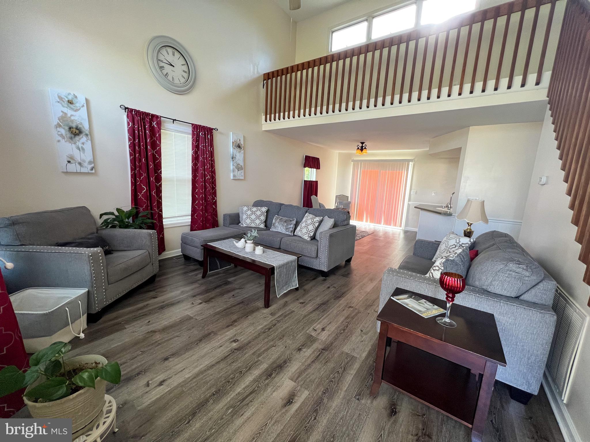 RAINTREE VILLAGE - Residential