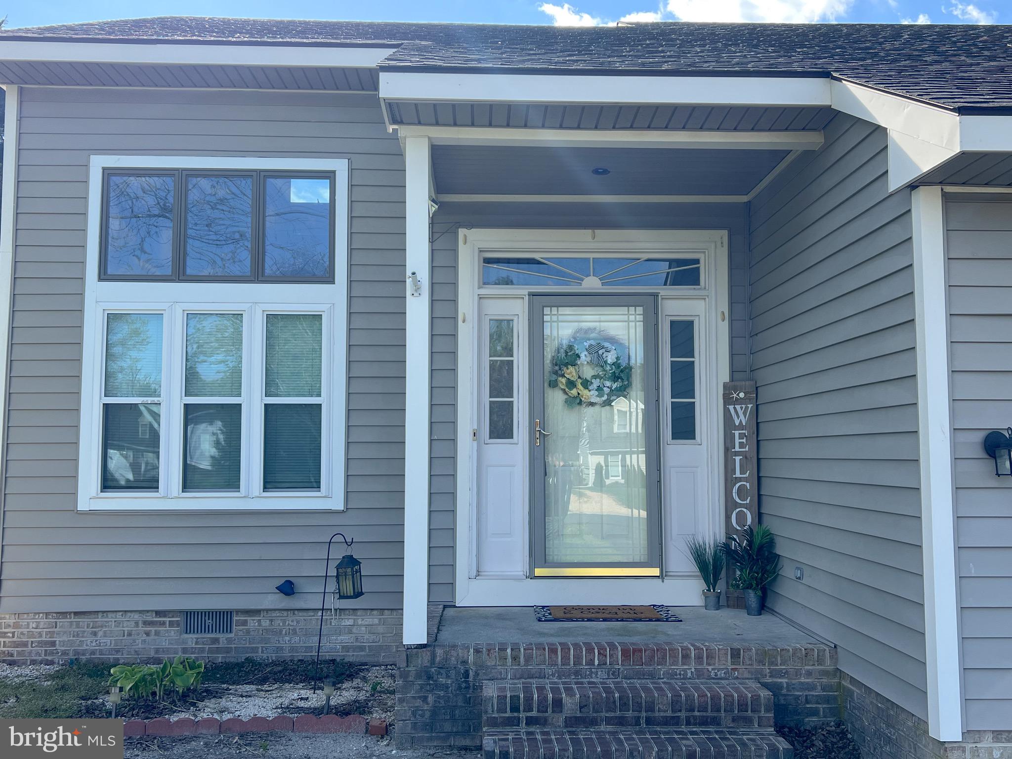 RAINTREE VILLAGE - Residential