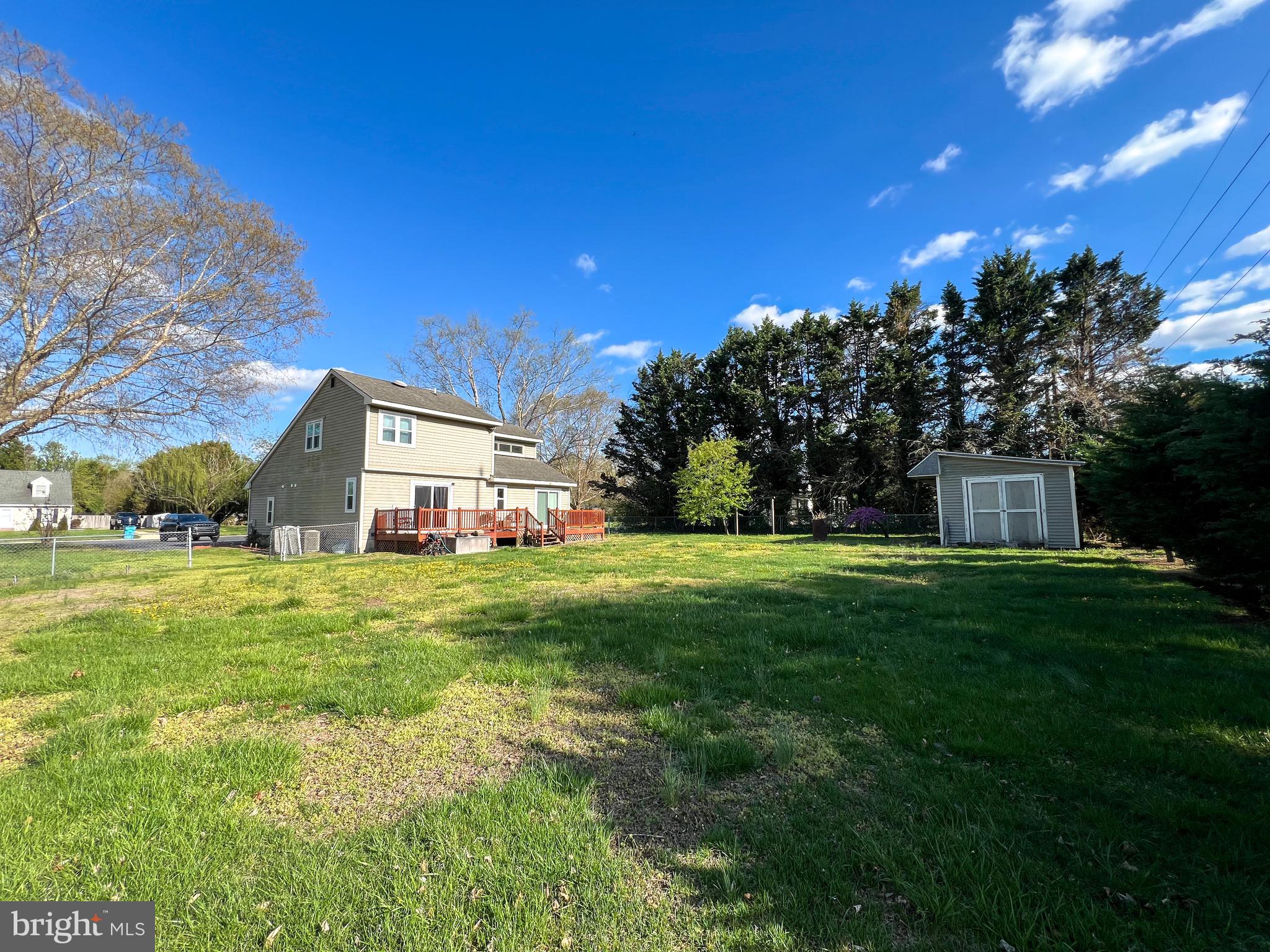 RAINTREE VILLAGE - Residential