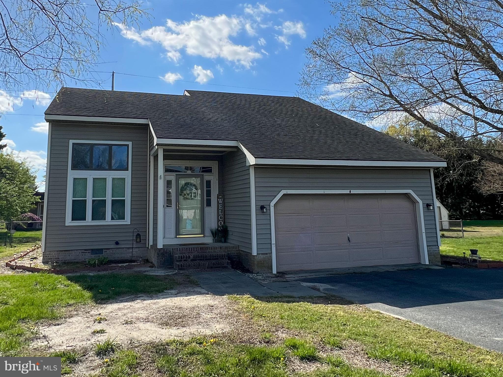 RAINTREE VILLAGE - Residential