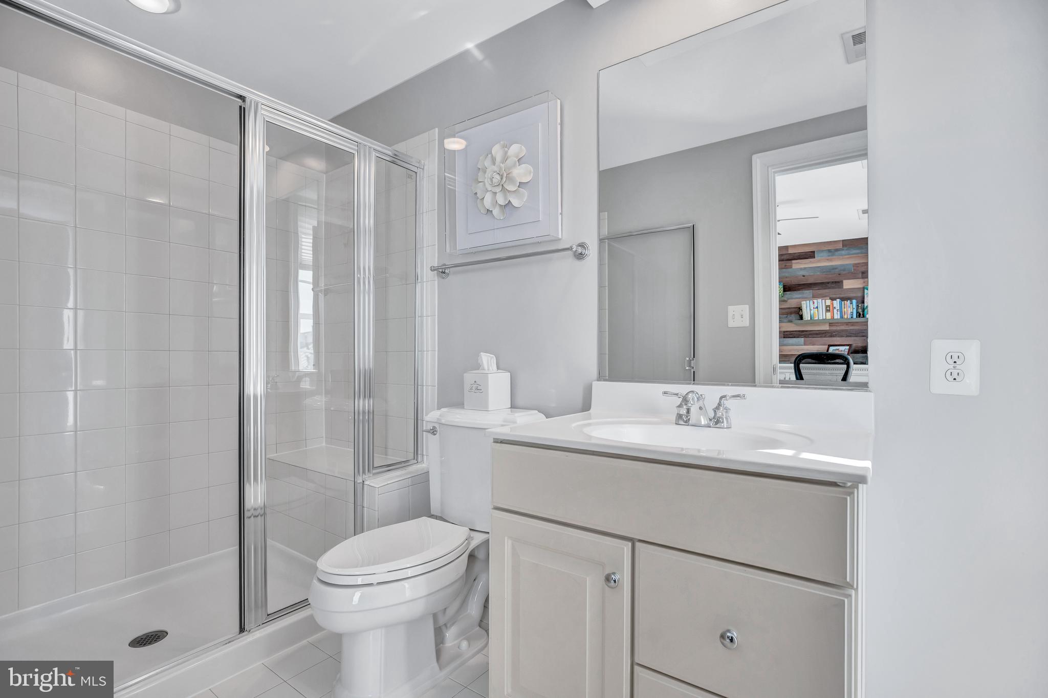 OLD TOWN COURT - Residential