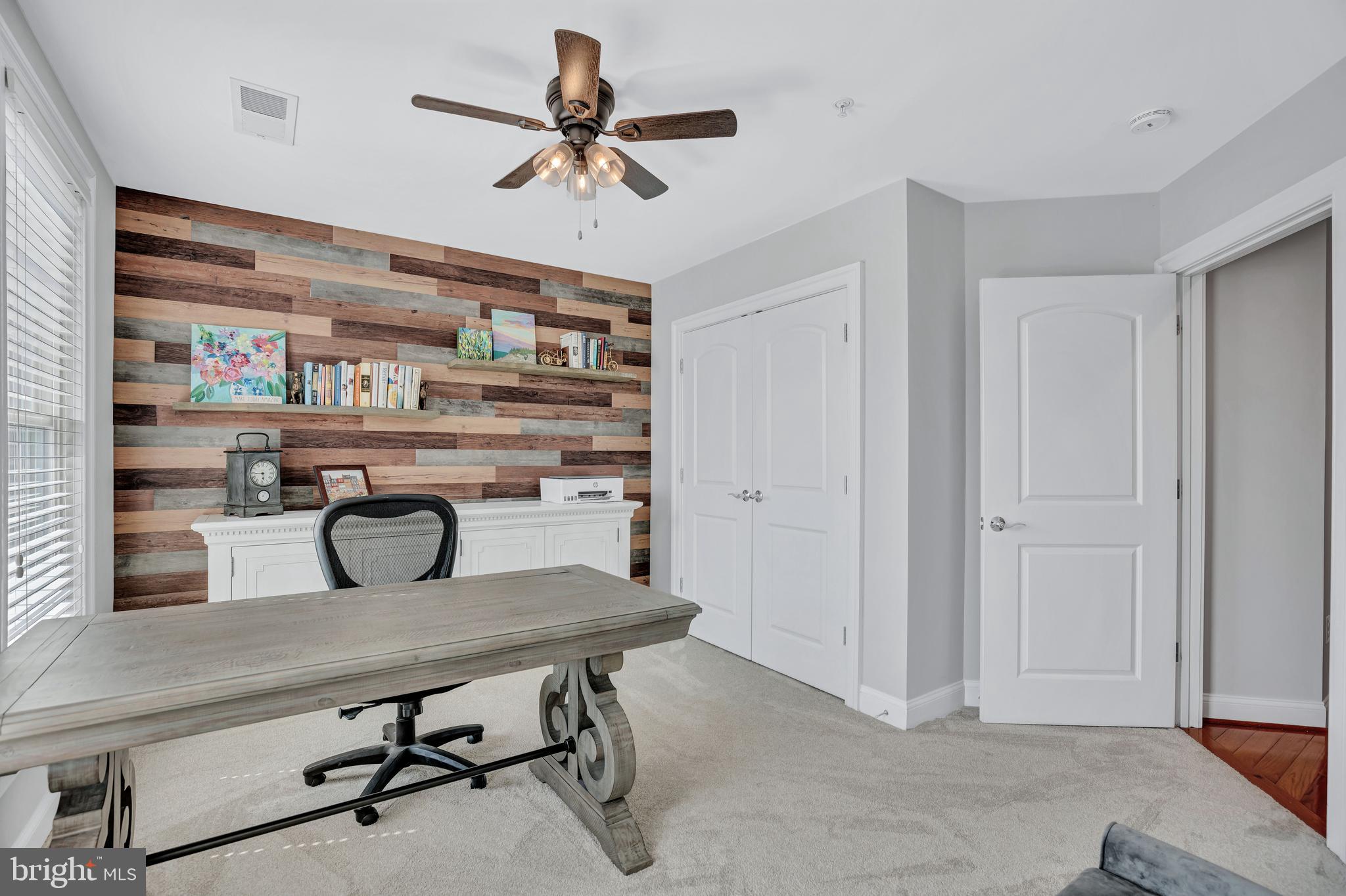 OLD TOWN COURT - Residential