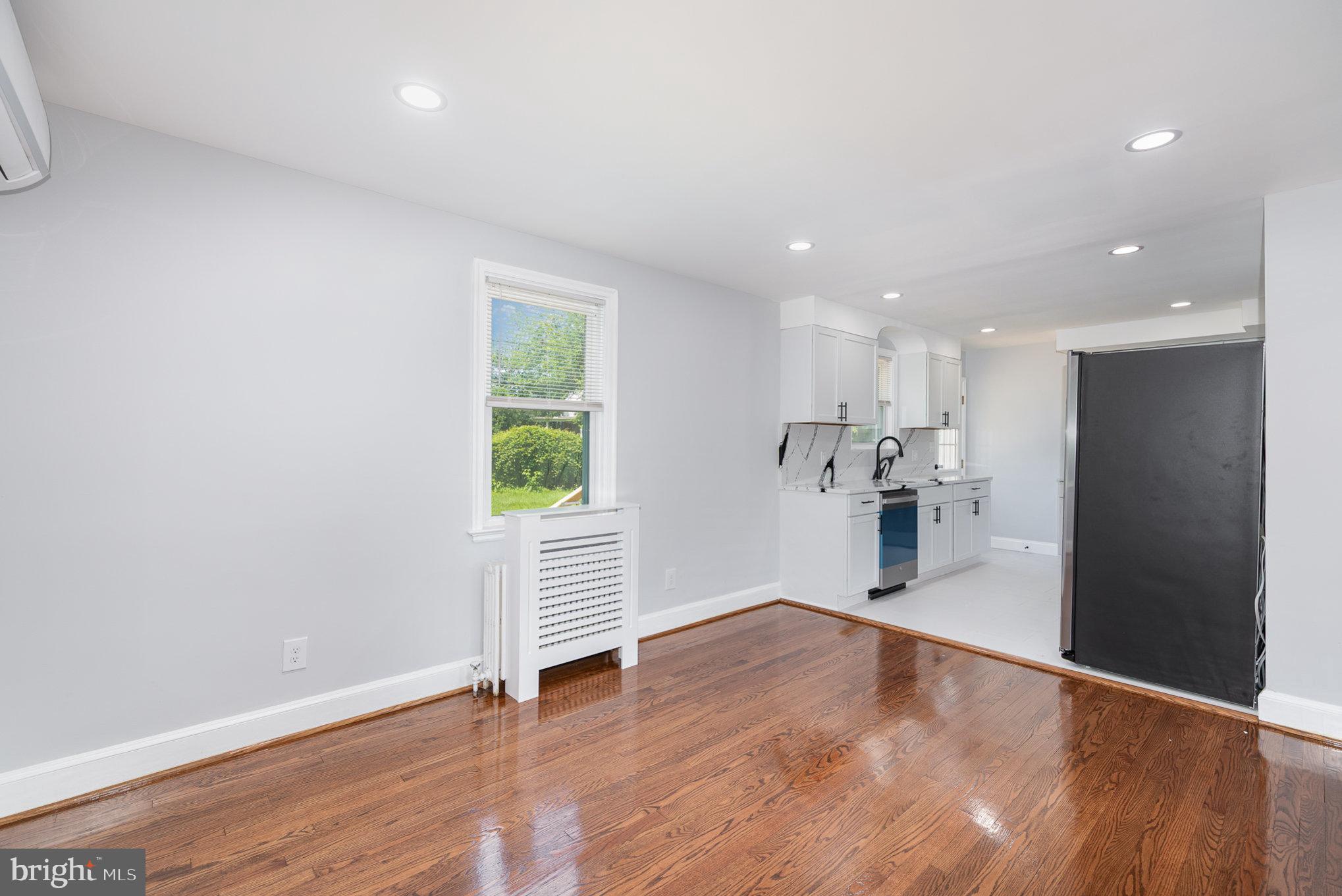 HOWARD PARK - Residential Lease