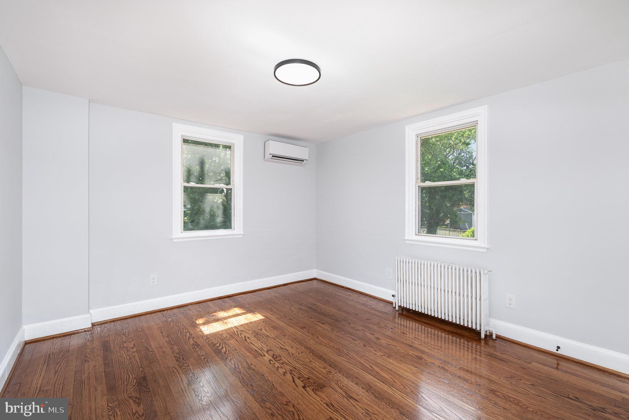 HOWARD PARK - Residential Lease