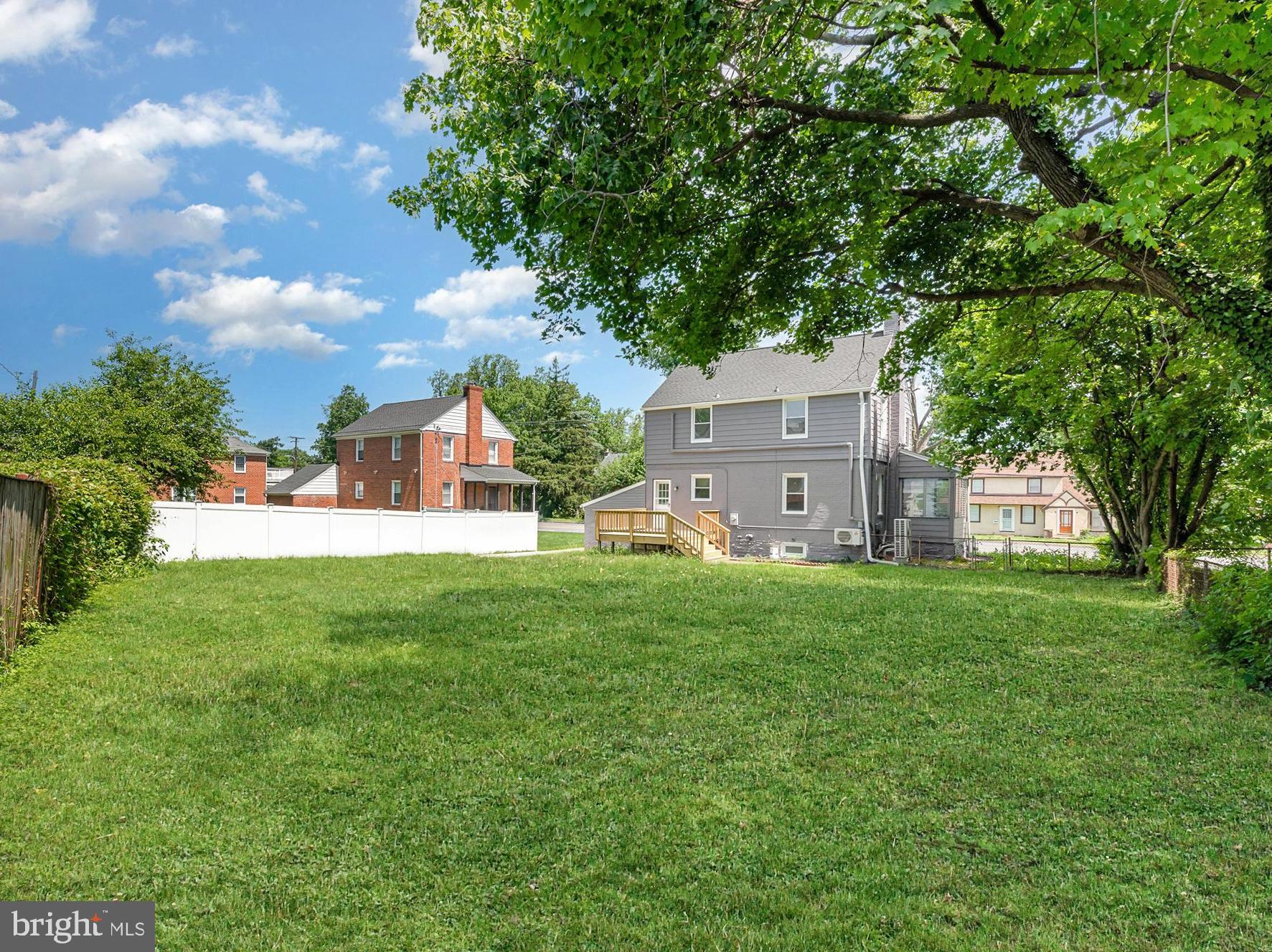 HOWARD PARK - Residential Lease