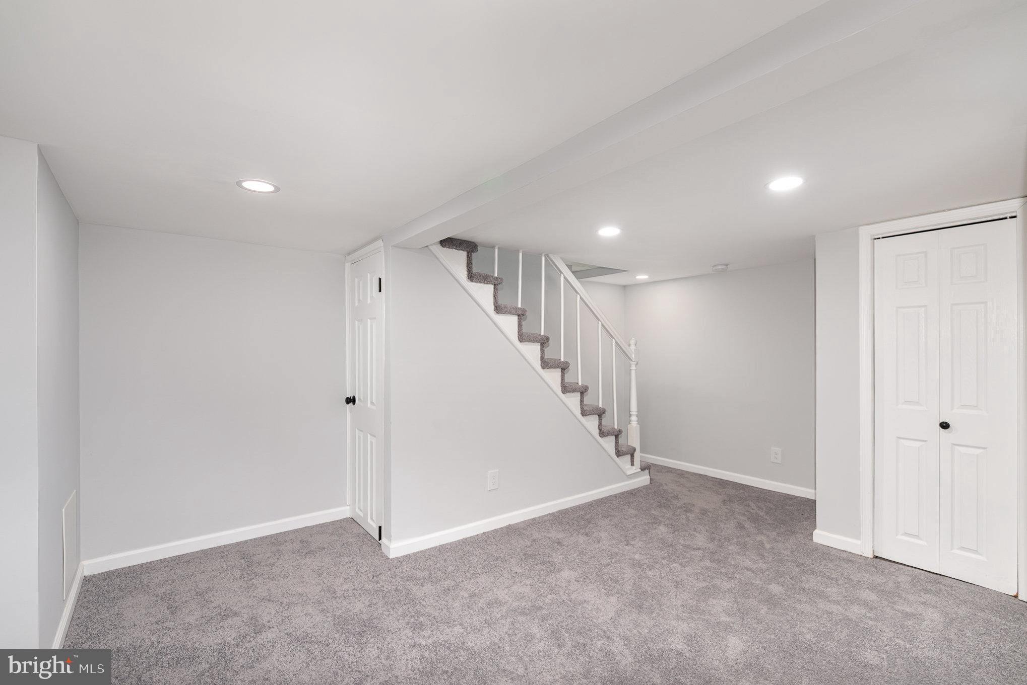 HOWARD PARK - Residential Lease