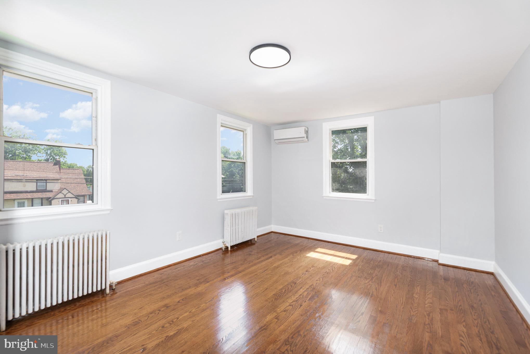 HOWARD PARK - Residential Lease