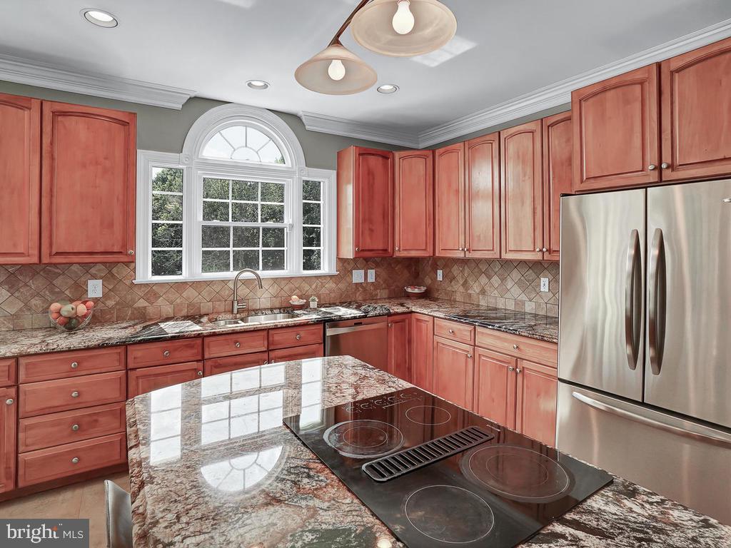 HOLBROOK HEIGHTS - Residential